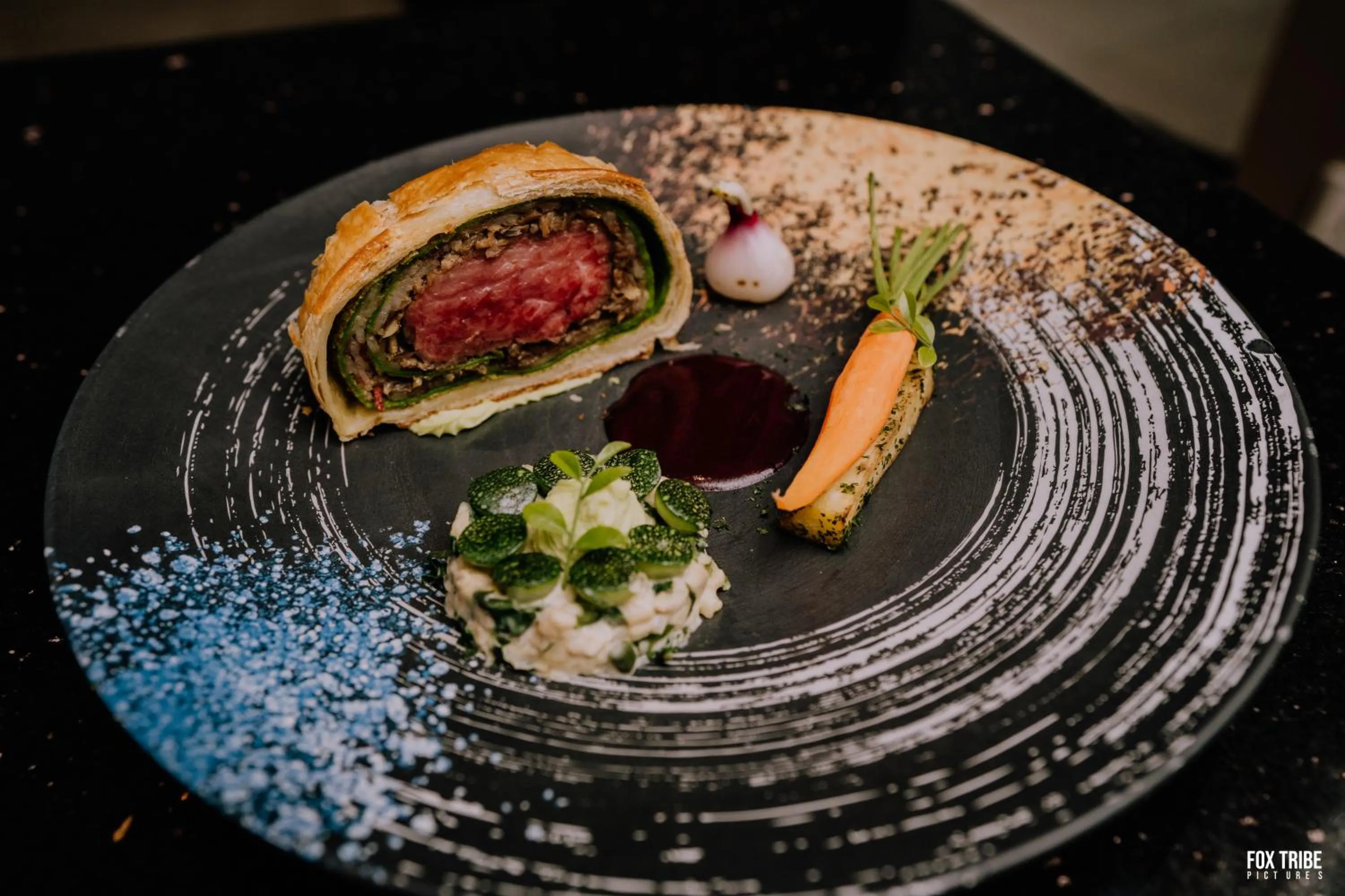 Earl's Regent Negombo "Golden Shore at Your Door - Find Your Dream Stay"