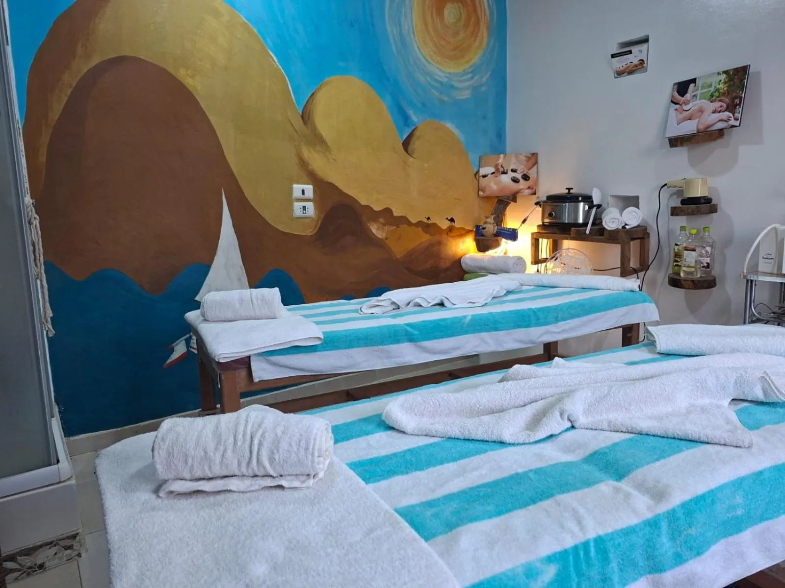 Bed in KaToWaiDi Nubian House By The Nile