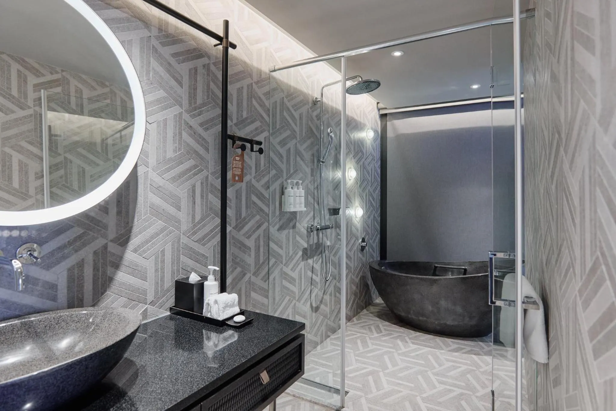 Bathroom in Hotel Indigo Alishan by IHG