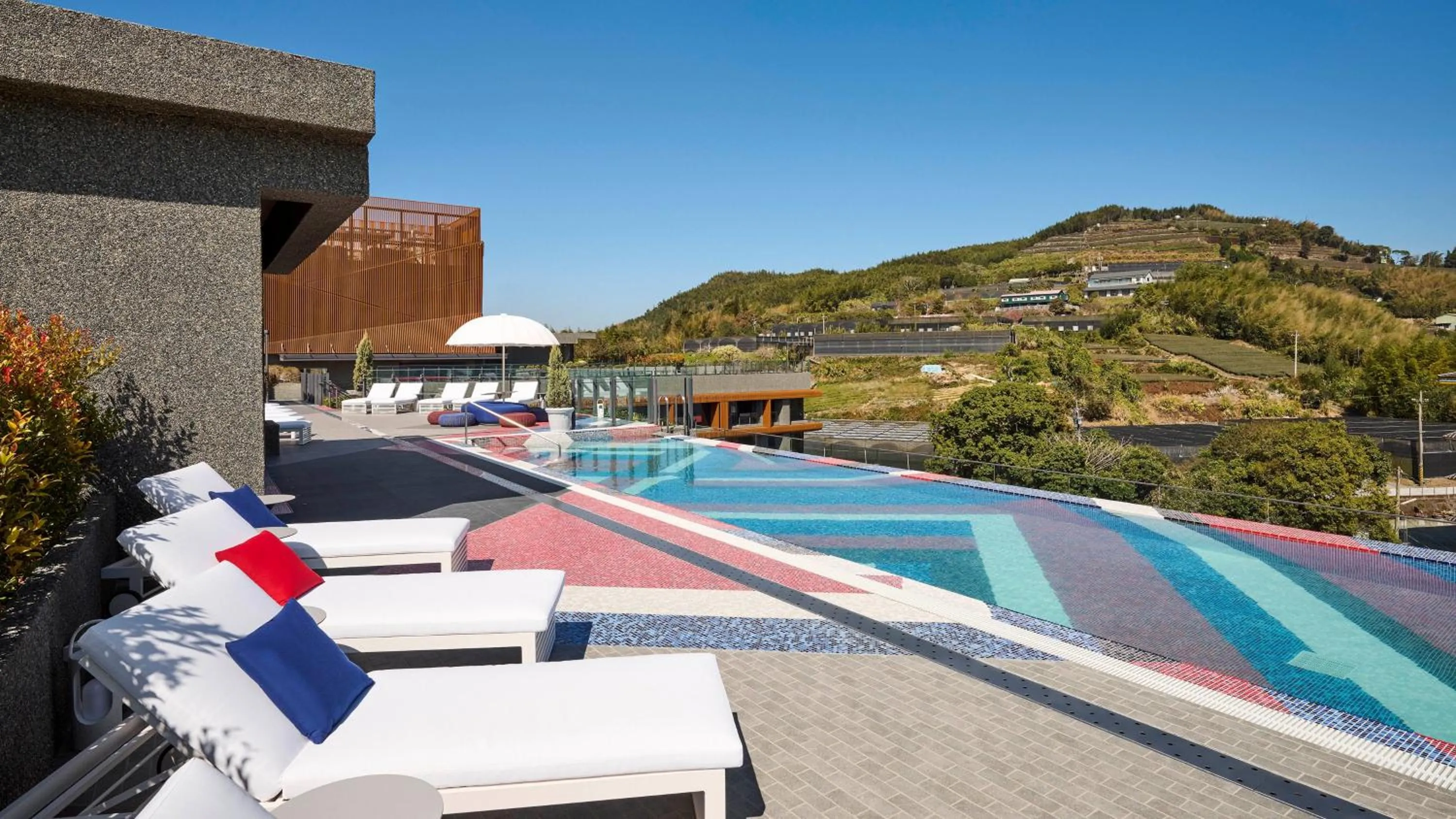 Swimming pool in Hotel Indigo Alishan by IHG