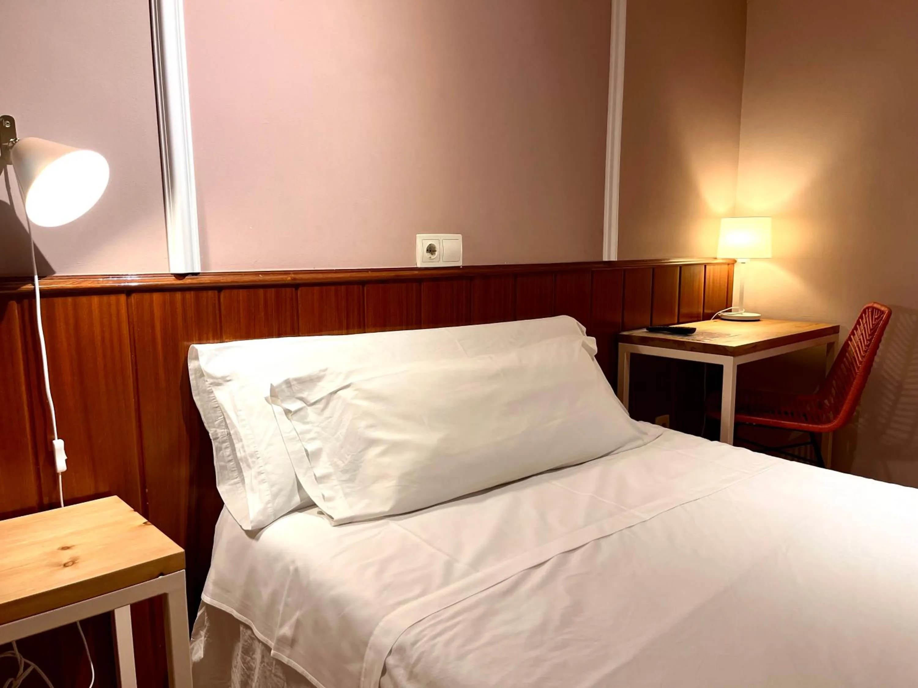 Bed in Hostal La Vera