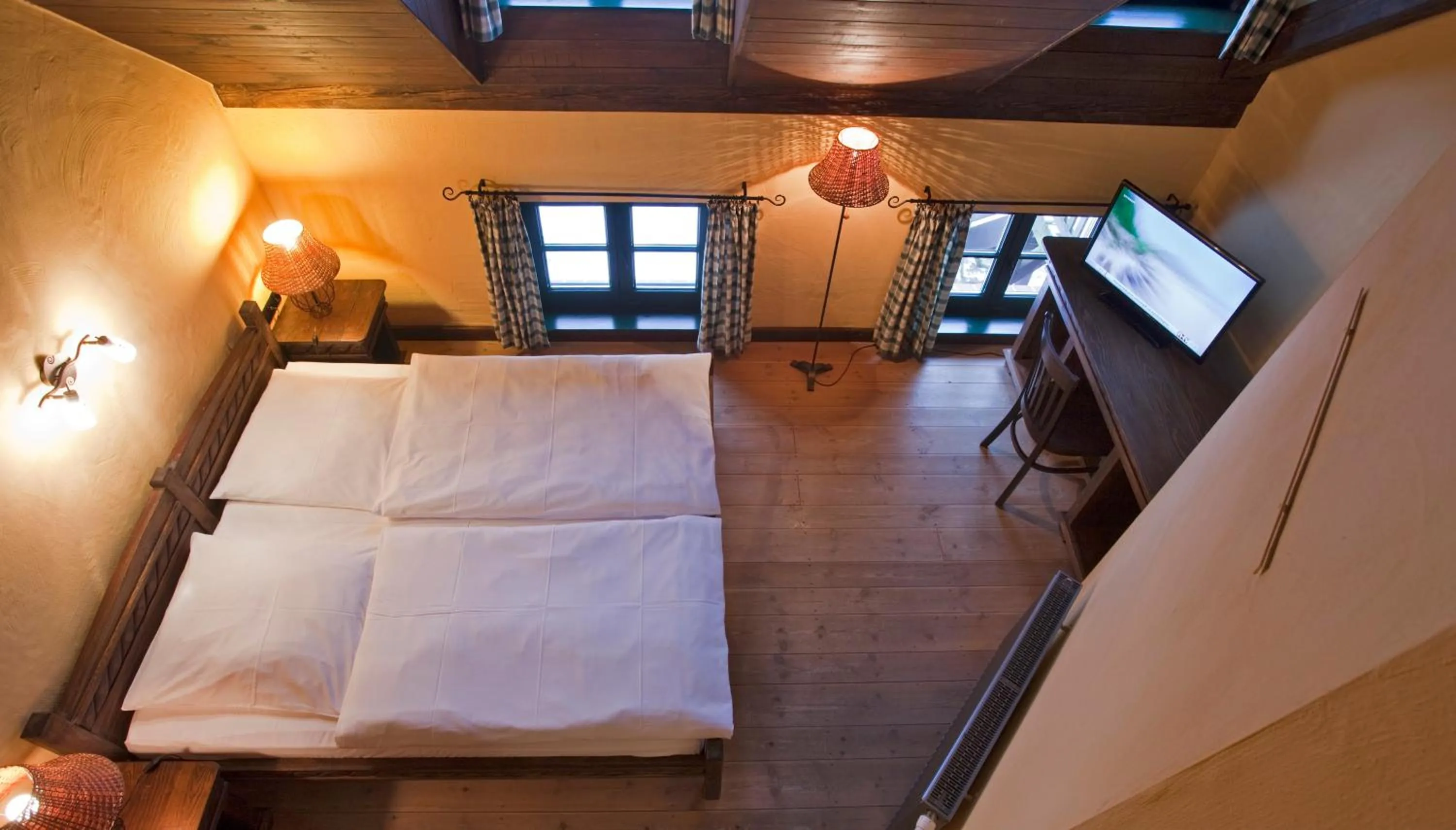 Photo of the whole room, Bed in Vielanker Brauhaus GmbH