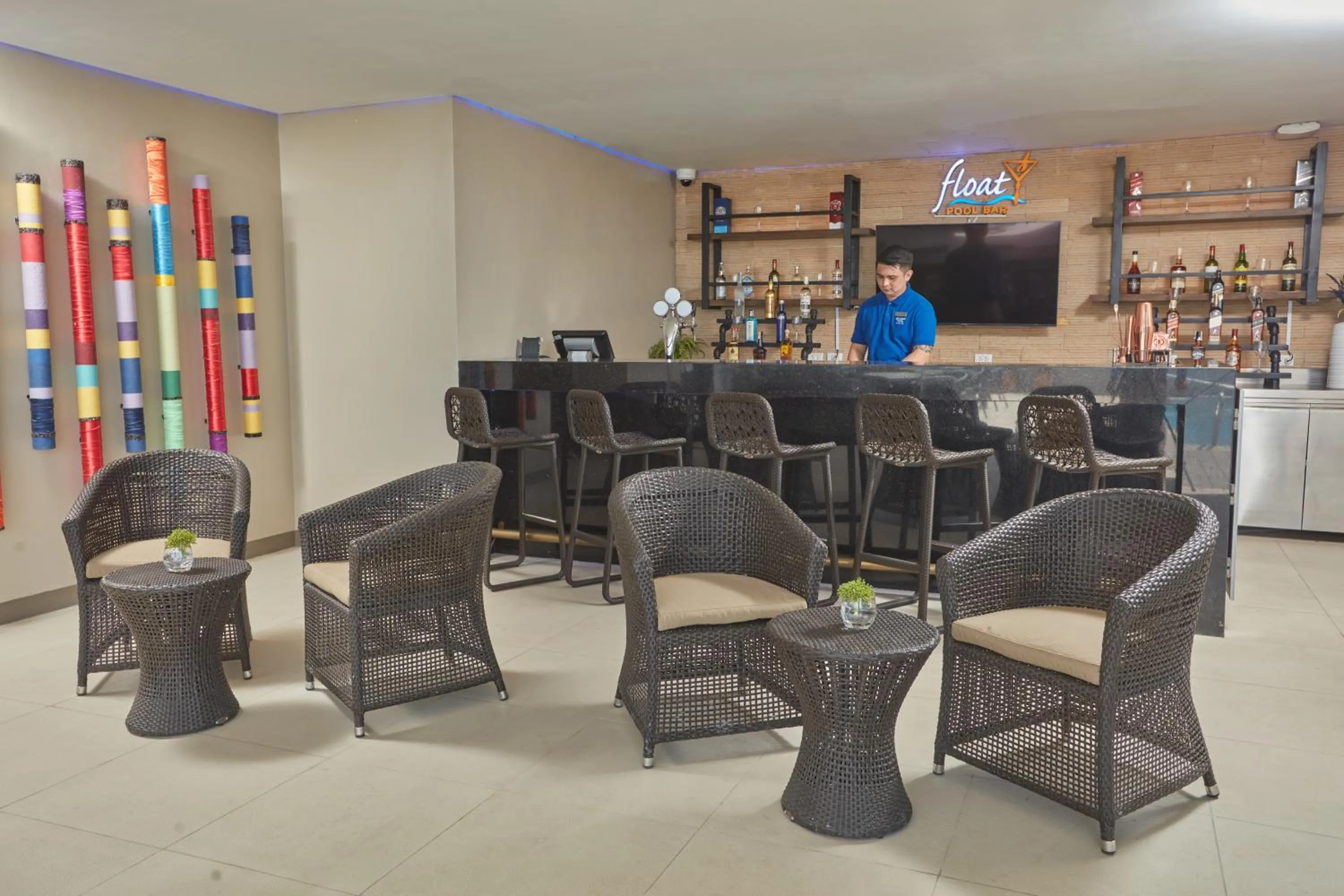 Lounge or bar in Belmont Hotel Mactan