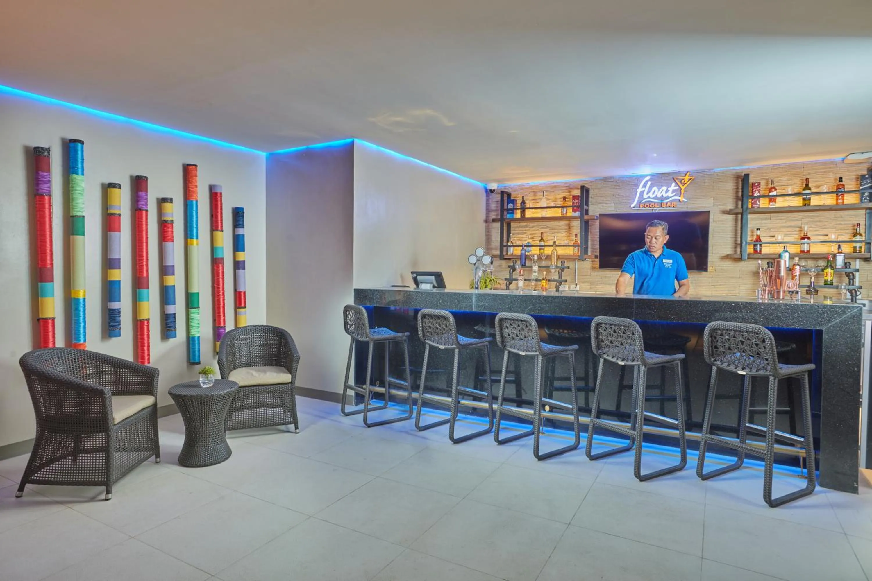 Lounge or bar in Belmont Hotel Mactan