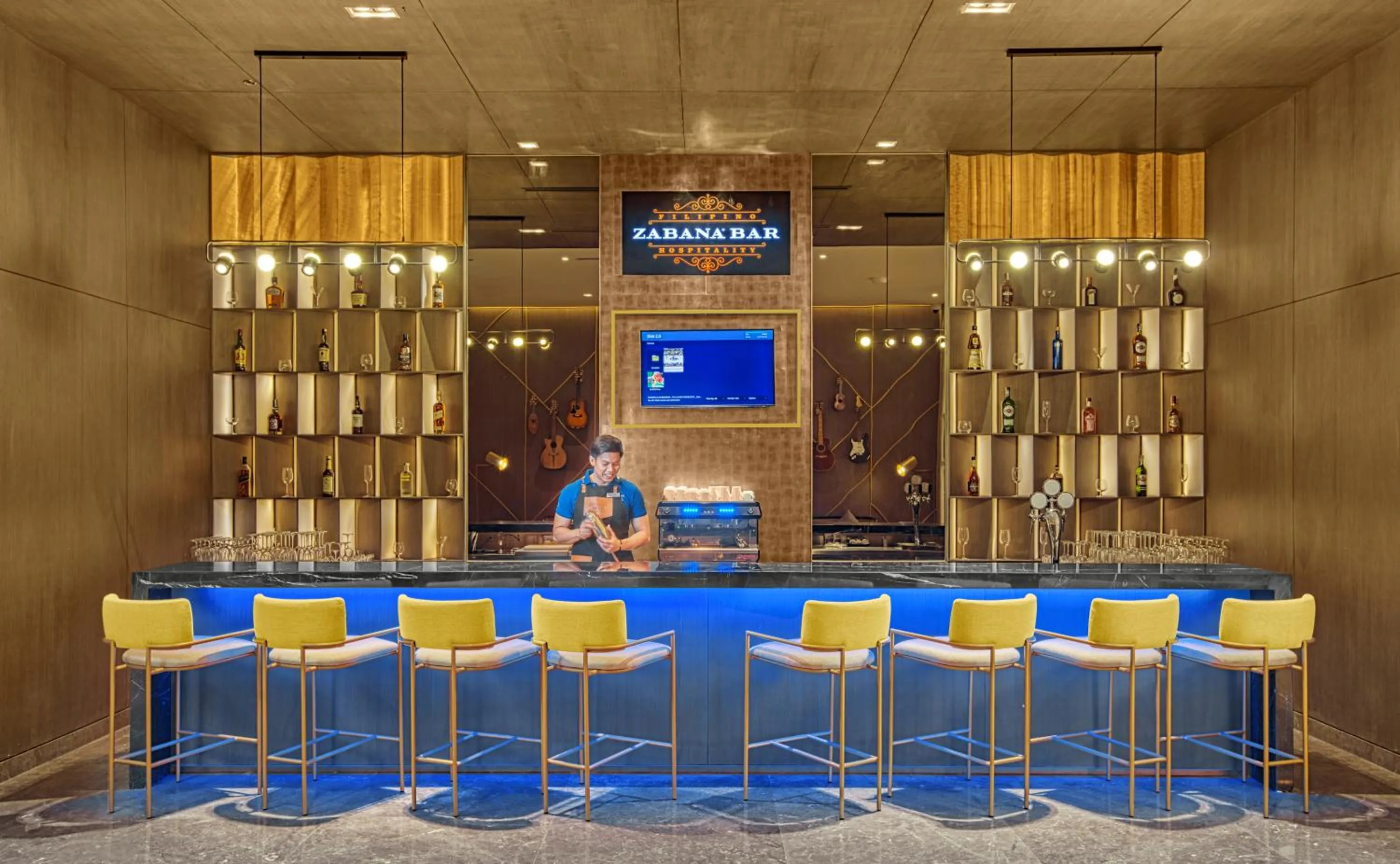 Lounge or bar in Belmont Hotel Mactan