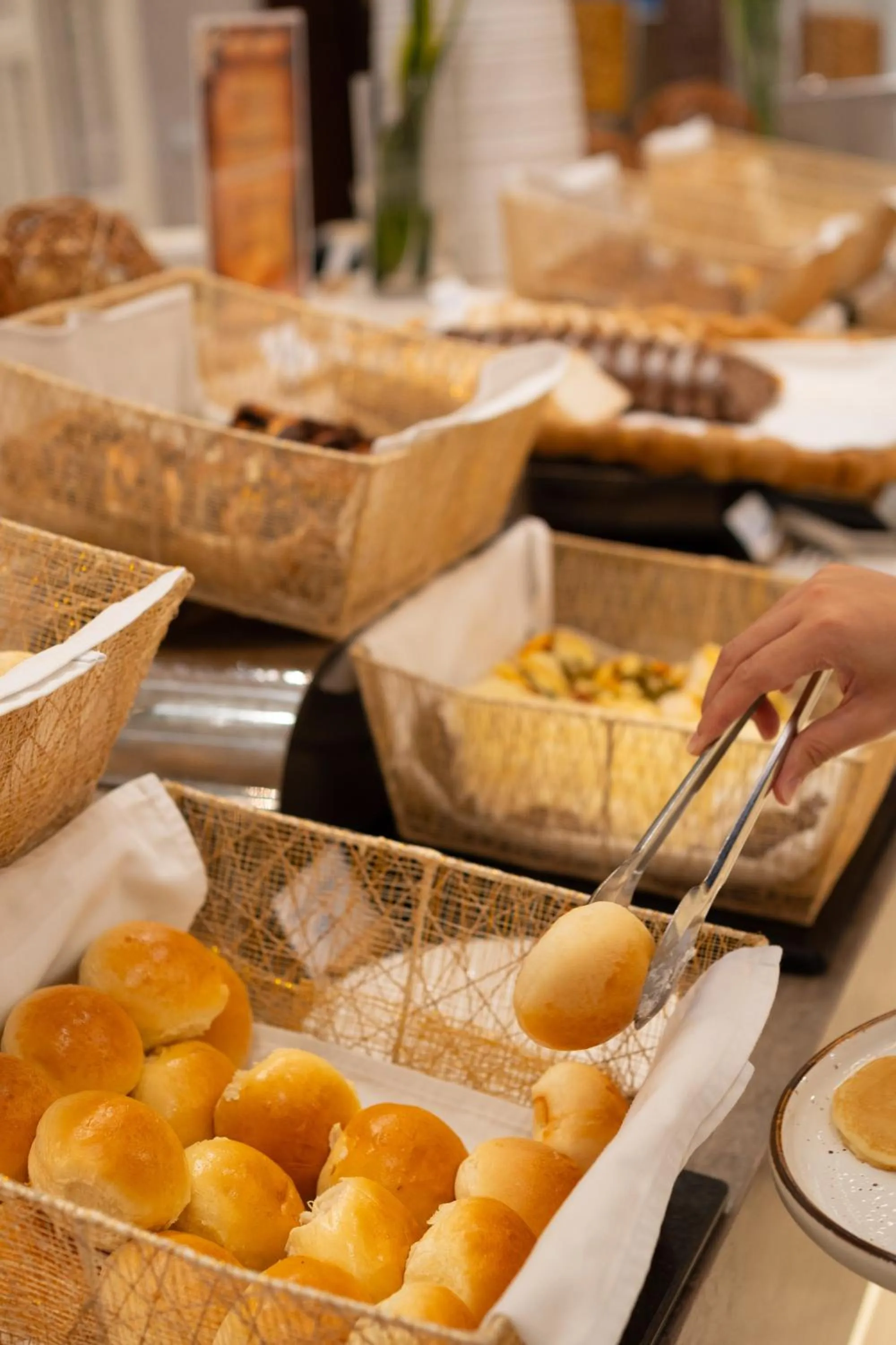 Food and drinks in Mercure Mactan Cebu