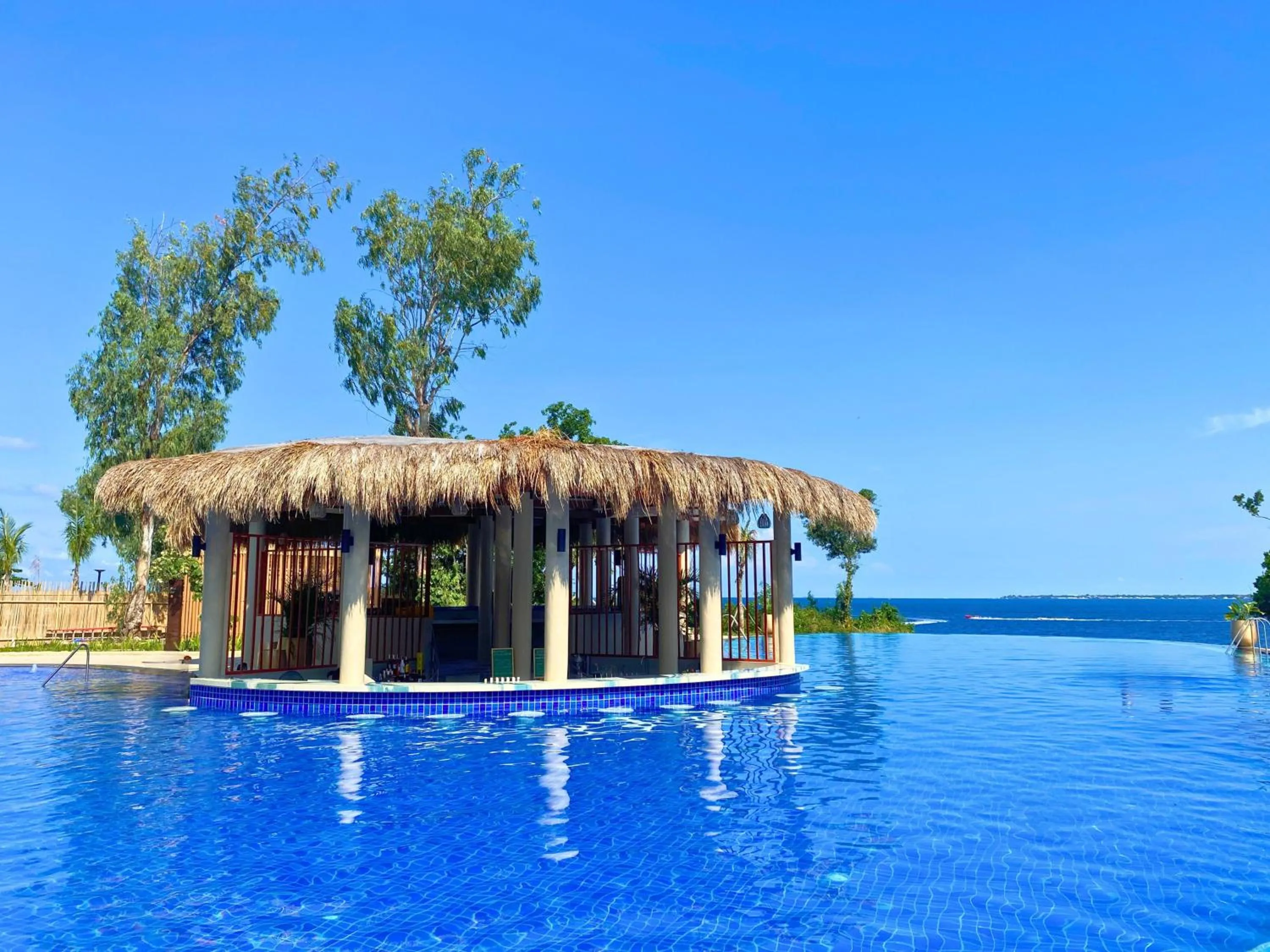 Pool view in Belmont Hotel Mactan