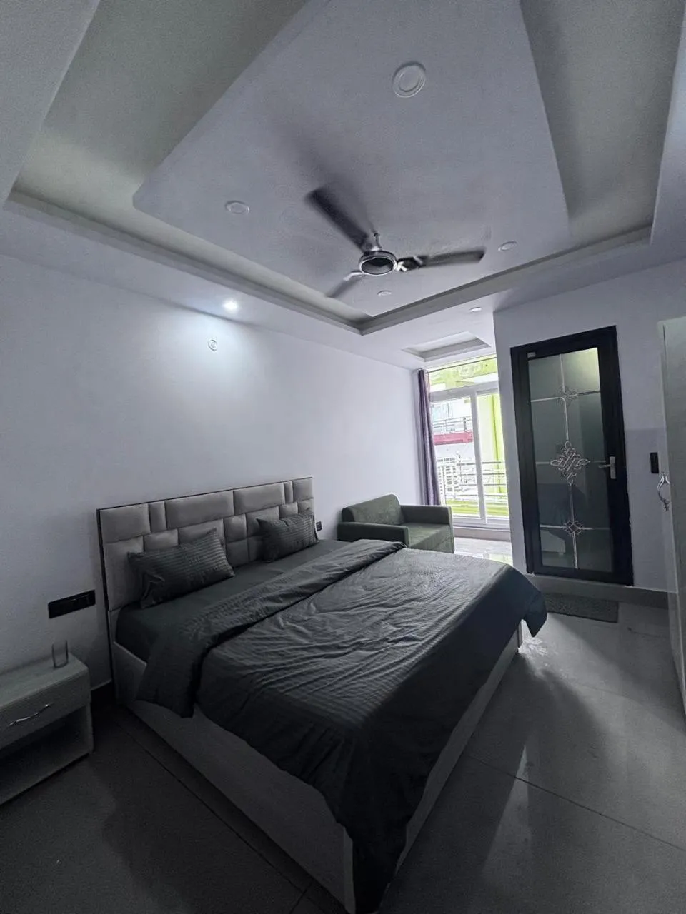 Bed in Hotel Paradise Palm