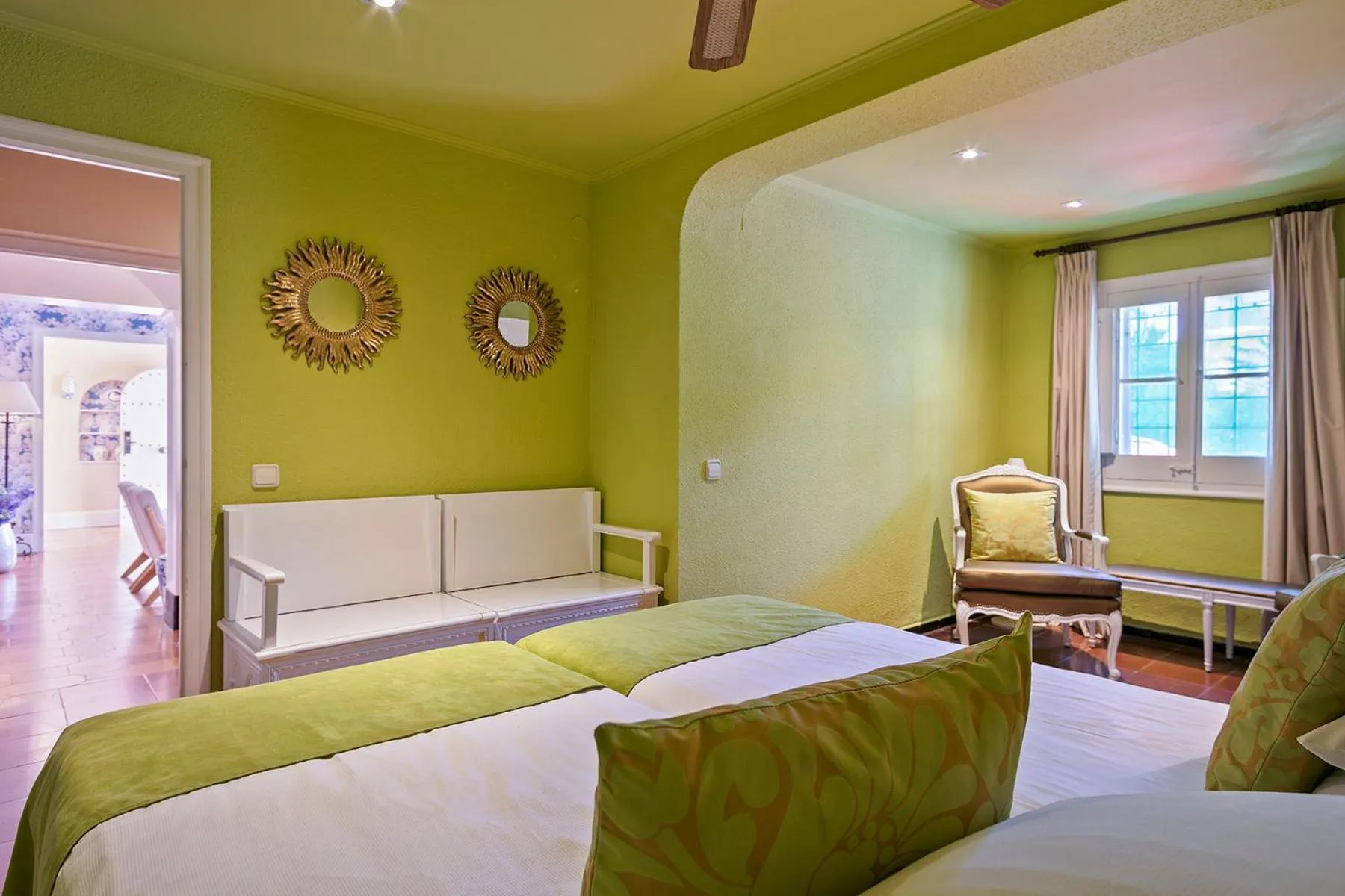 Bed in Van der Valk Hotel Barcarola