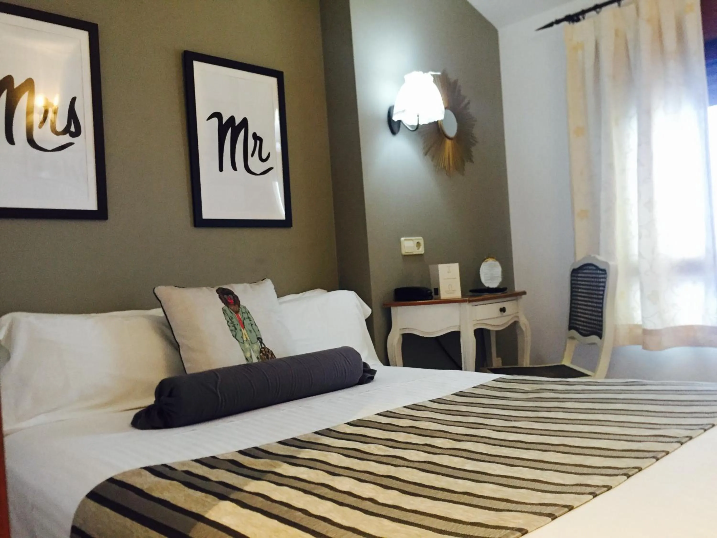 Photo of the whole room, Bed in Alda Casa De Los Reyes