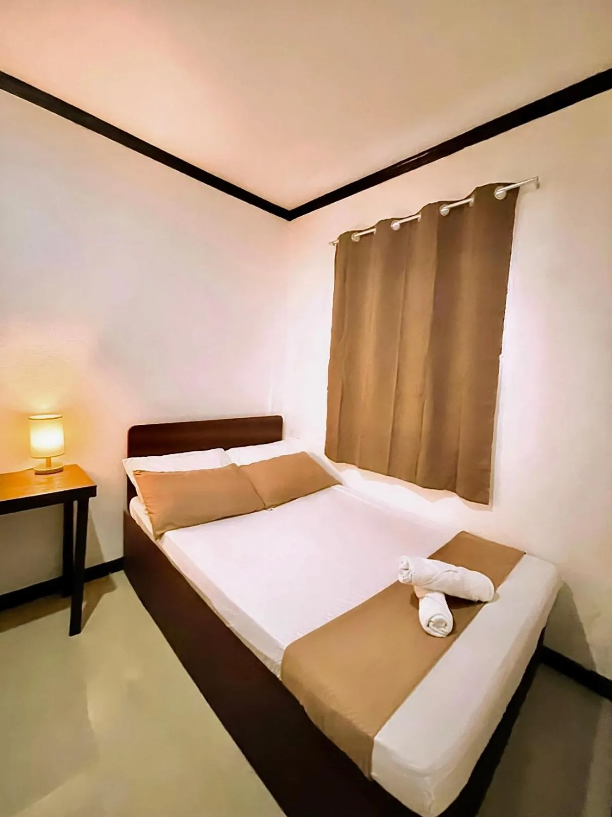 Bed in Flo Island Home