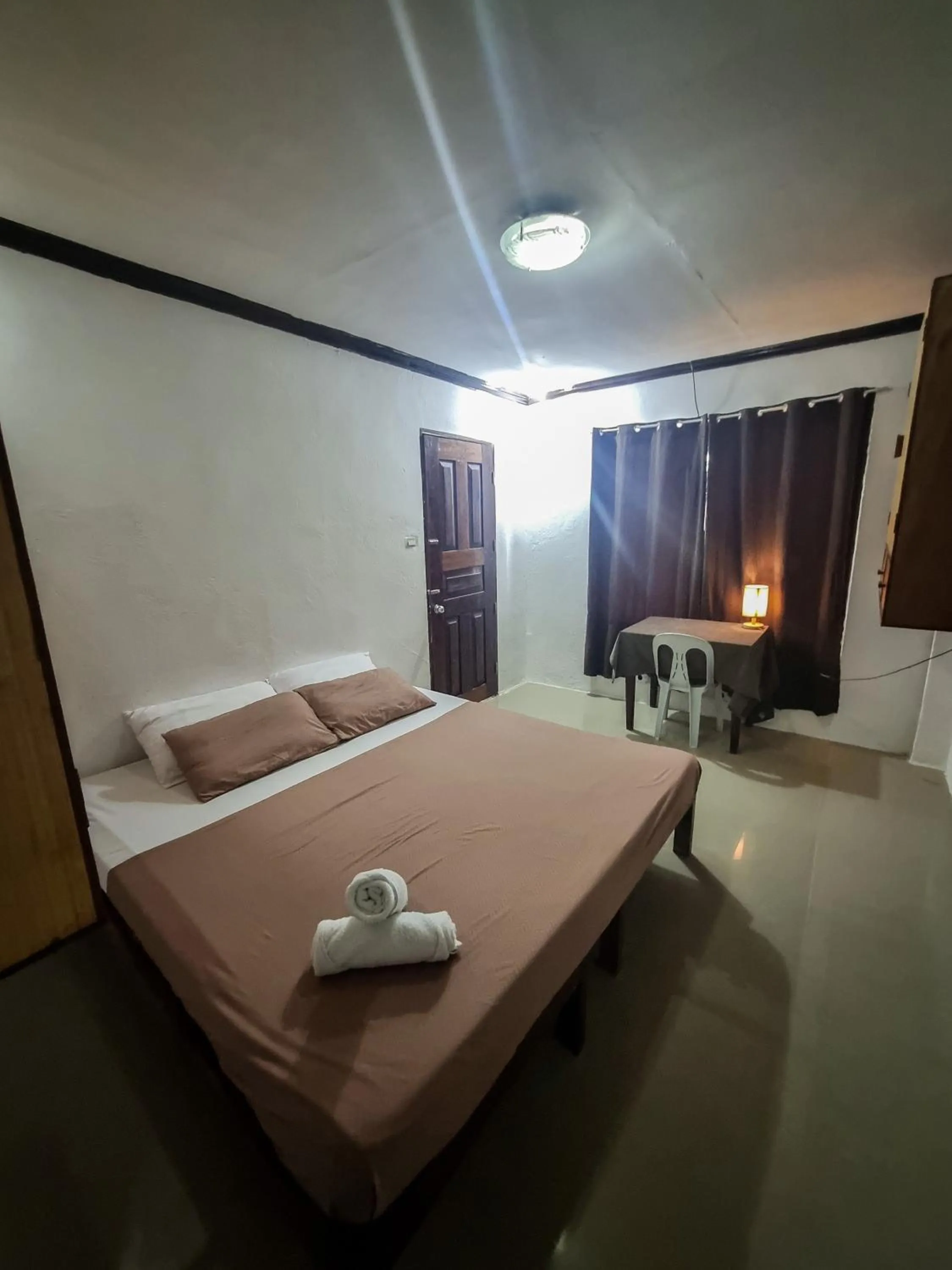 Bed in Flo Island Home