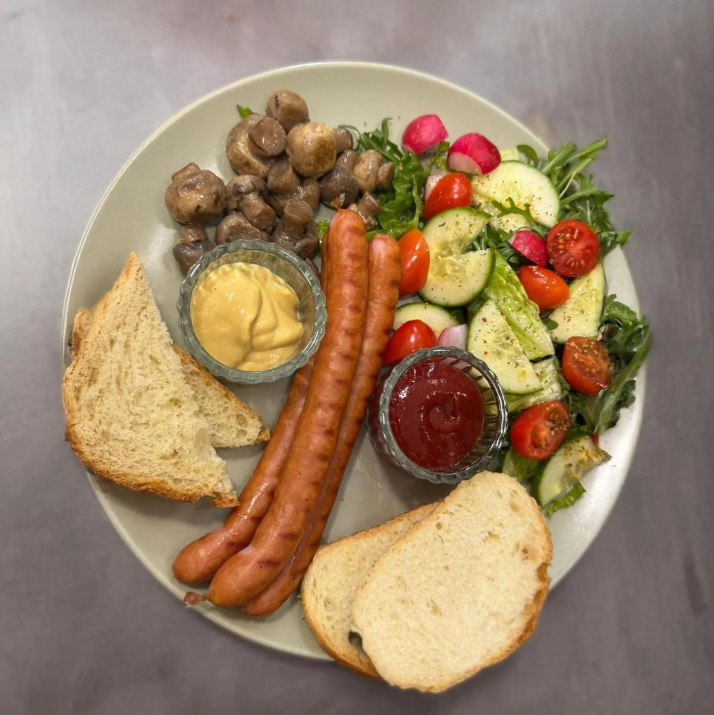 Breakfast in The Old Townhouse