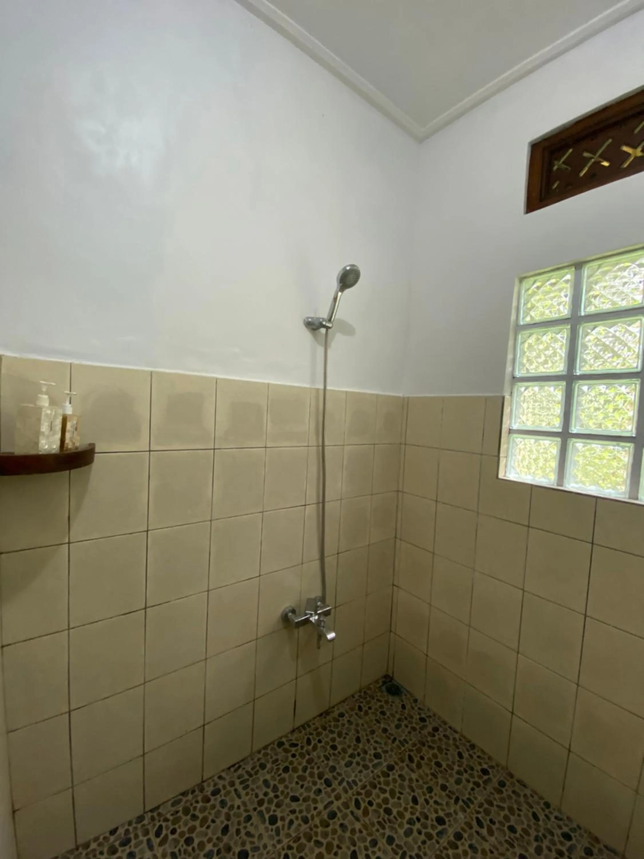 Bathroom in Geriasemalung