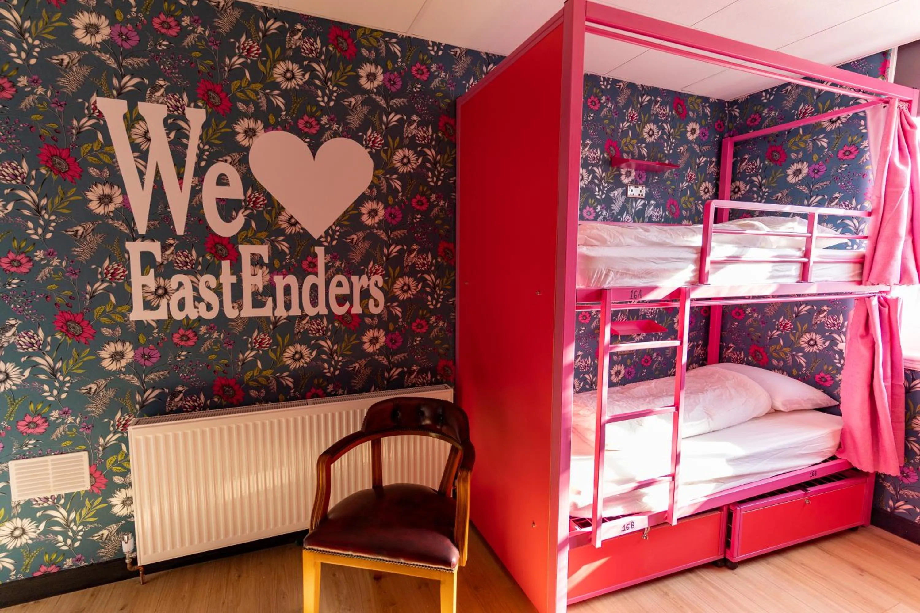 Bedroom, Bed in Hostelle - women only hostel London
