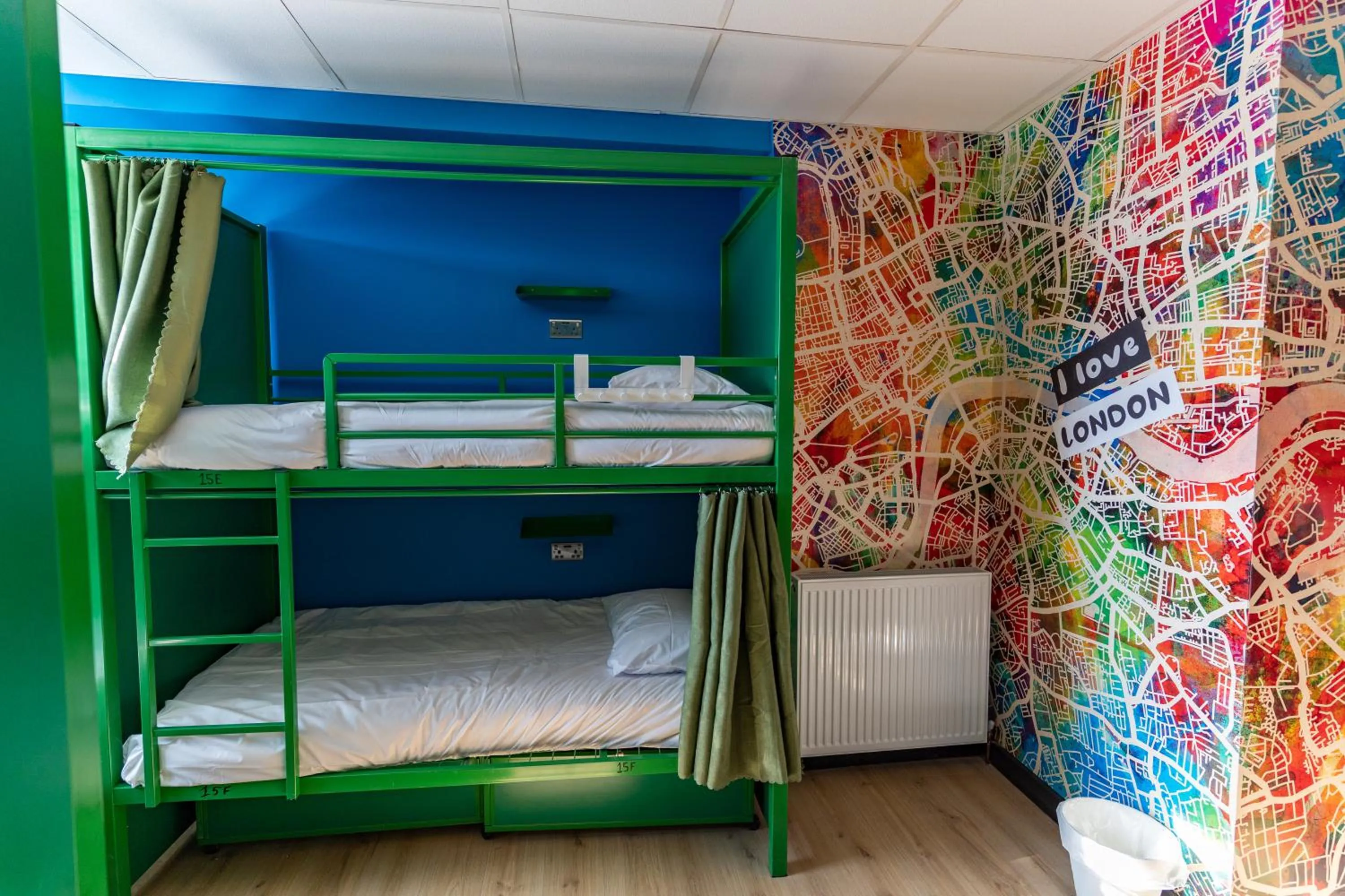 Bedroom, Bed in Hostelle - women only hostel London