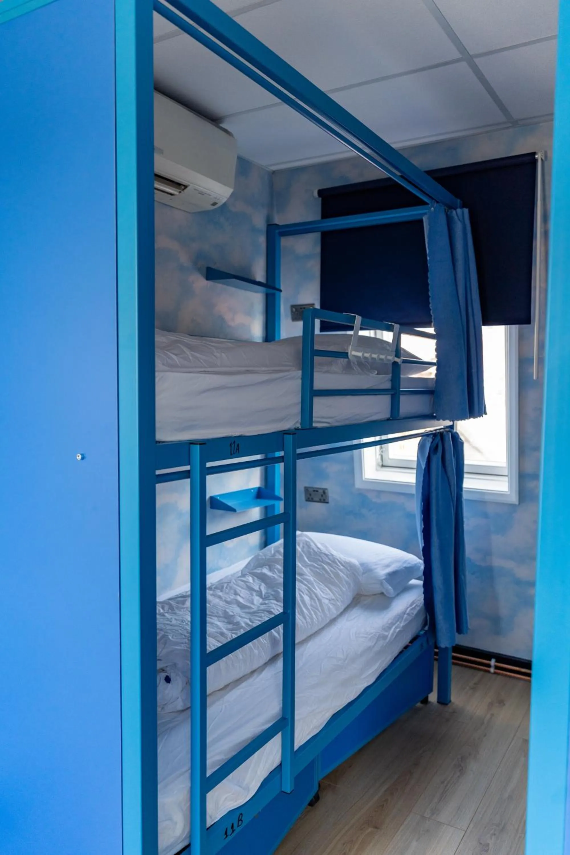 Bedroom, Bed in Hostelle - women only hostel London