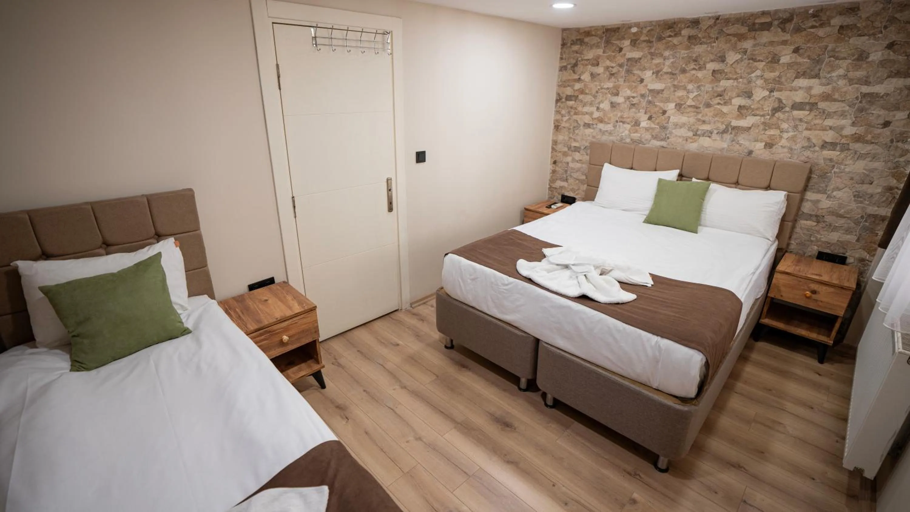 Bed in MİLA SUİTES TAKSİM