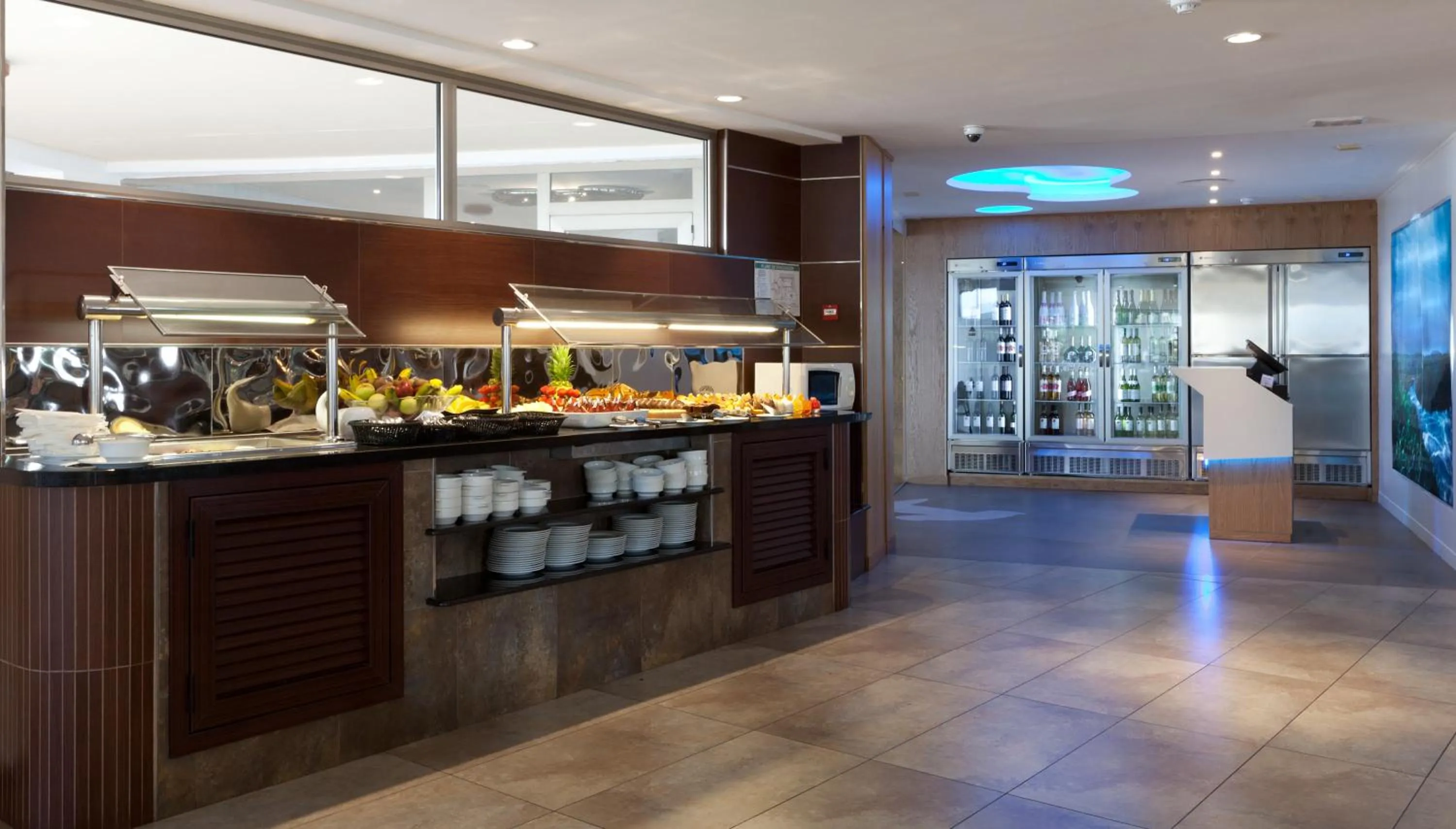 Breakfast in Marvell Club Hotel & Apartments