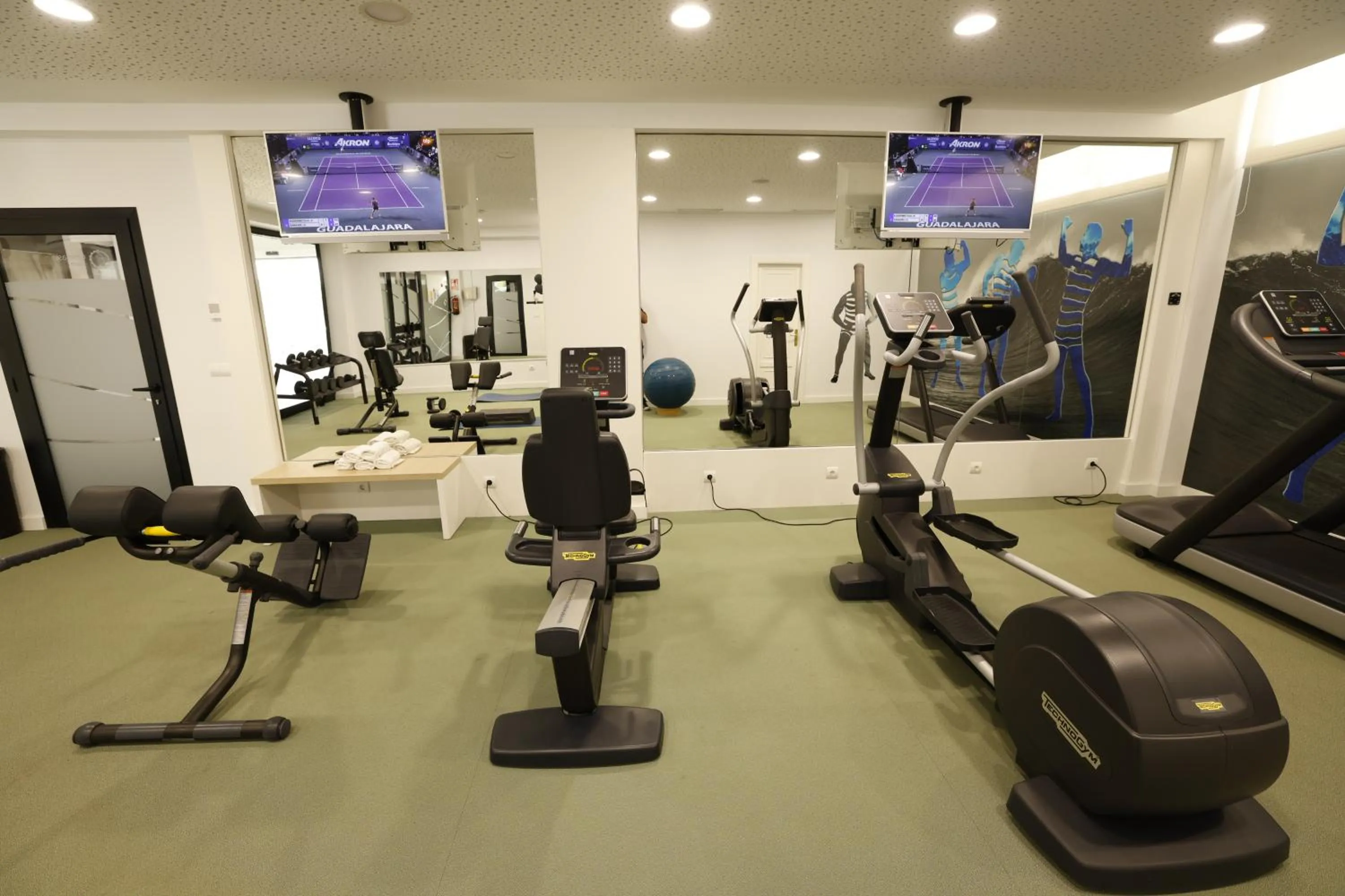 Fitness centre/facilities in Marvell Club Hotel & Apartments