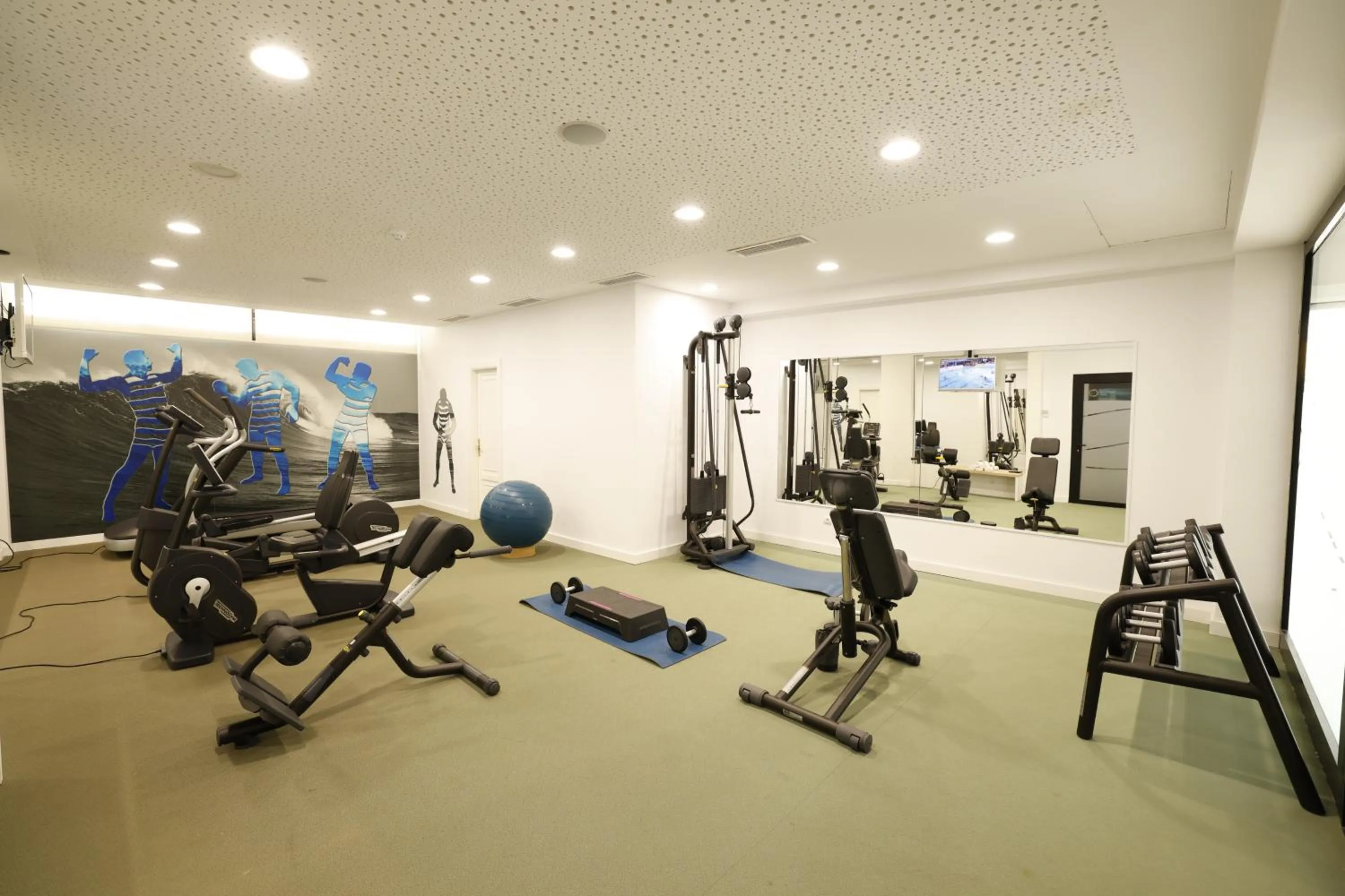 Fitness centre/facilities in Marvell Club Hotel & Apartments