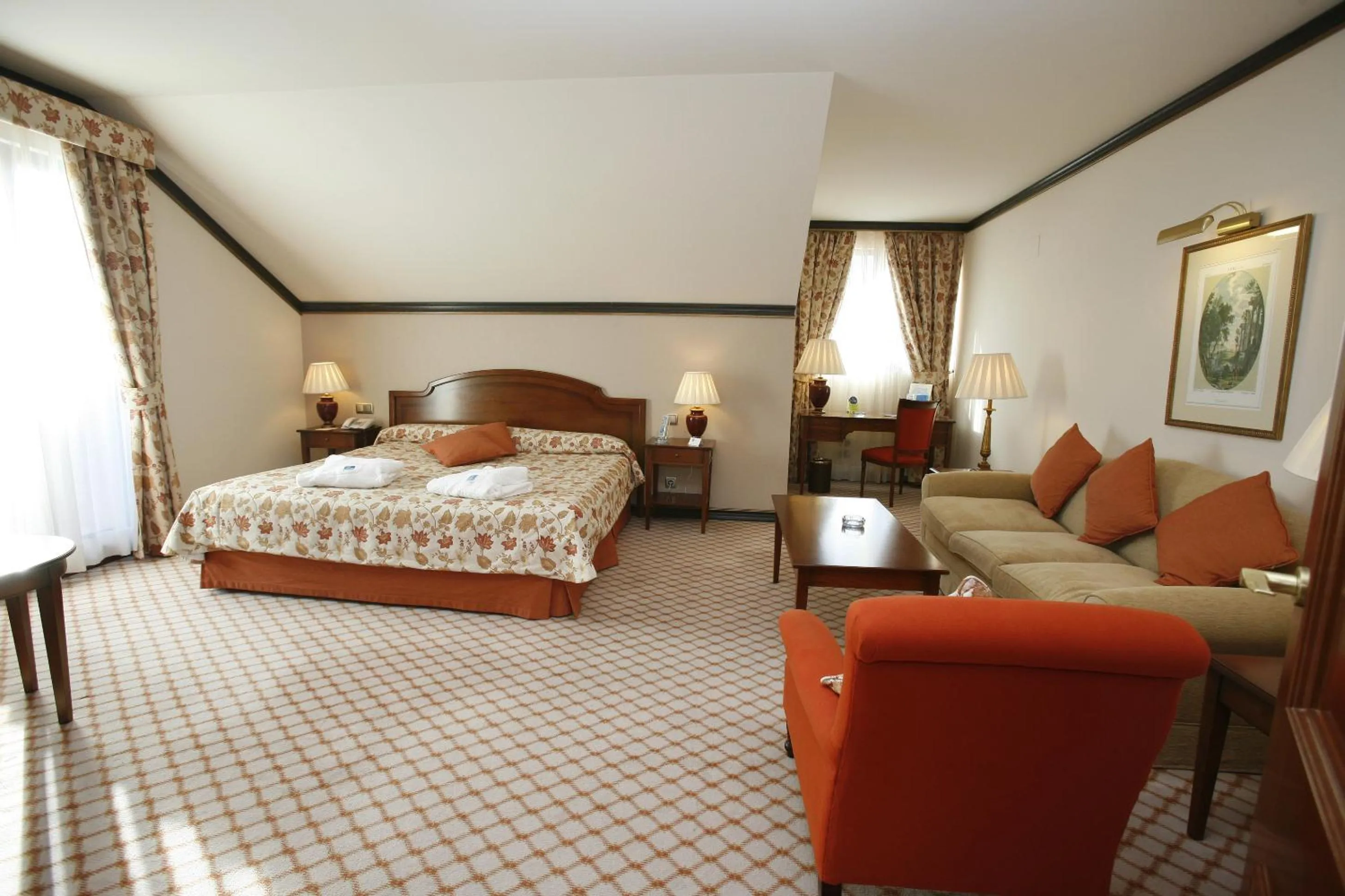 Photo of the whole room, Bed in Gran Hotel Balneario De Puente Viesgo