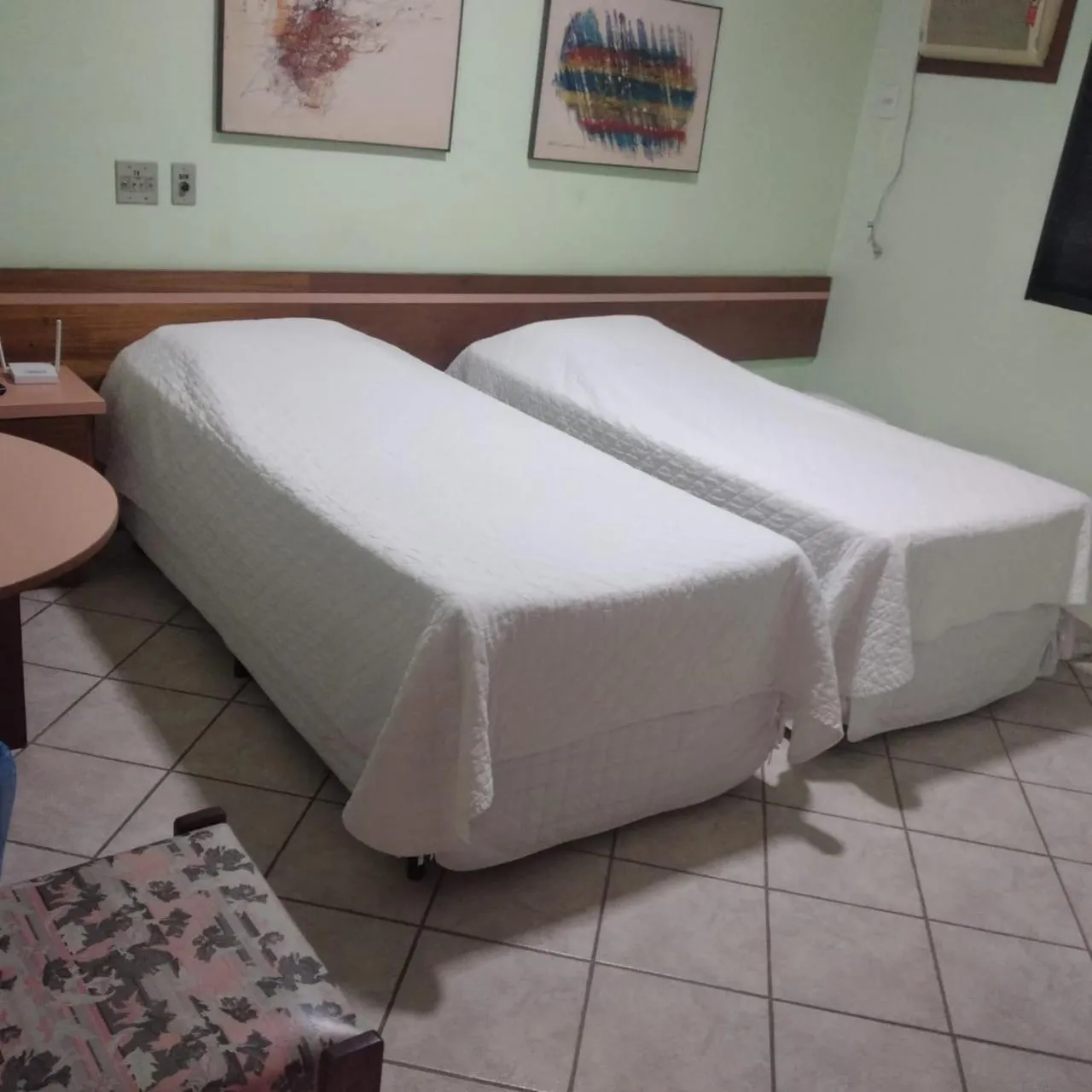 Bedroom, Bed in Alpes Hotel