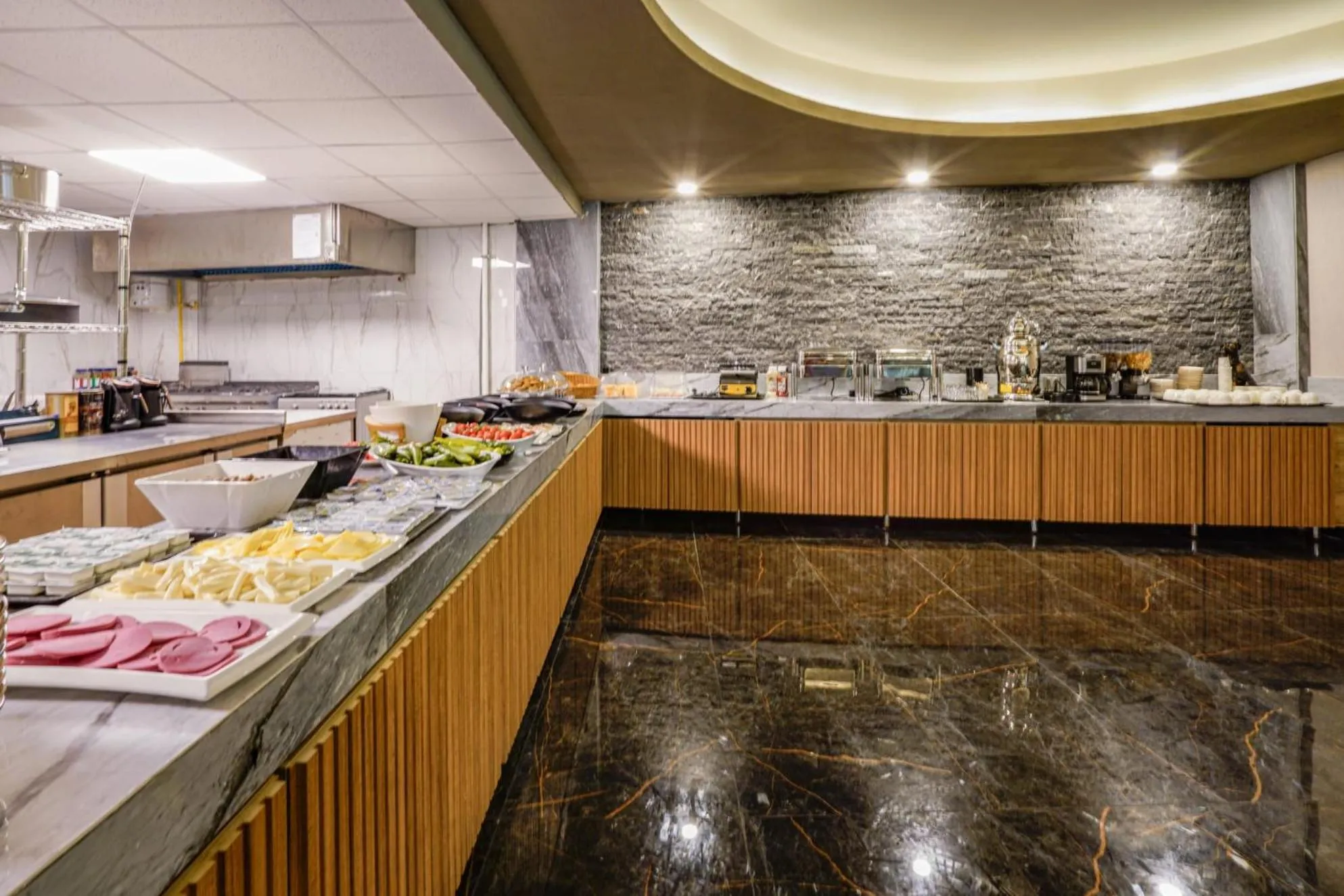Kitchen or kitchenette in Lupo Libero Hotel Spa