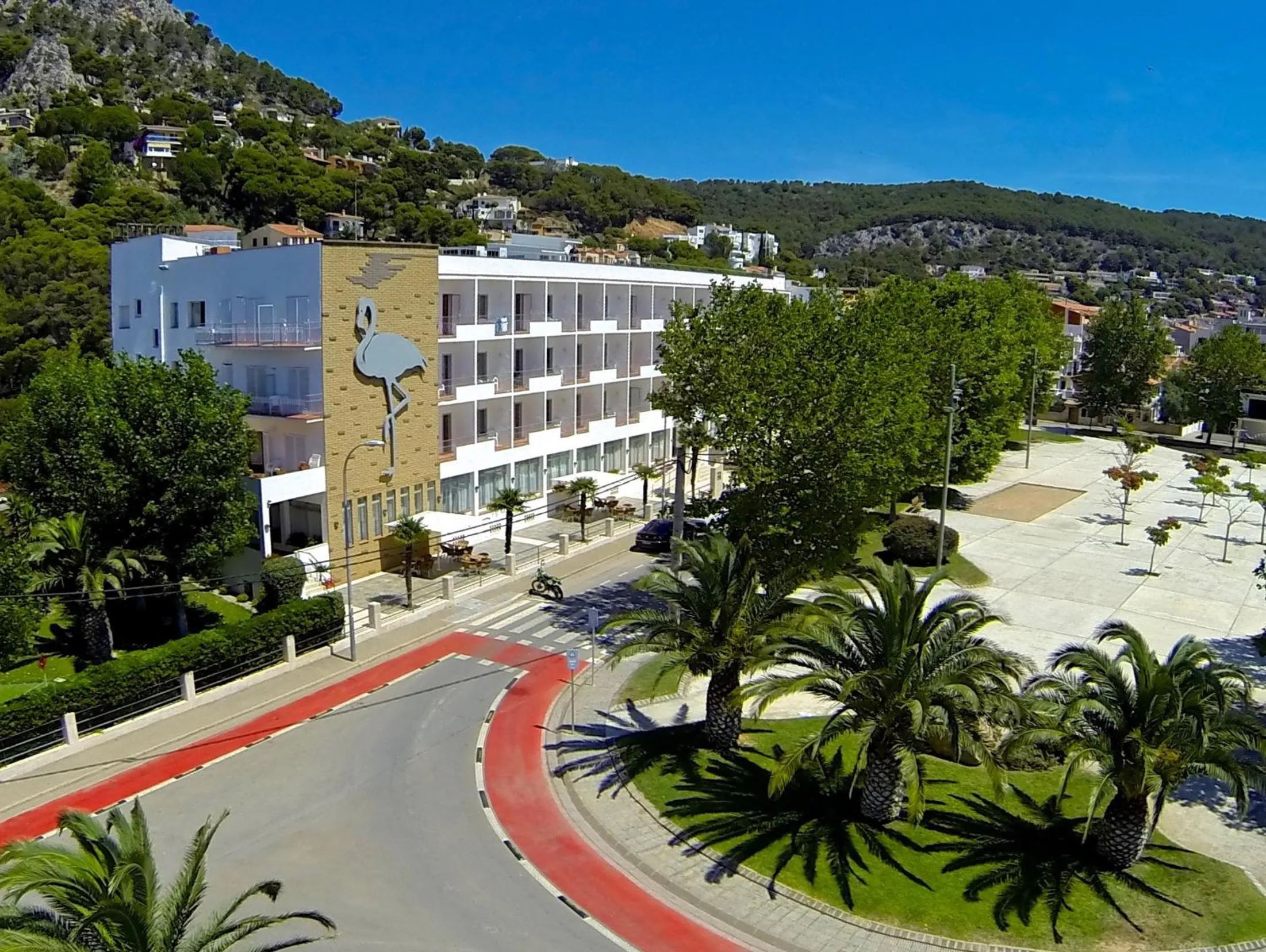 Property building in Checkin Flamingo