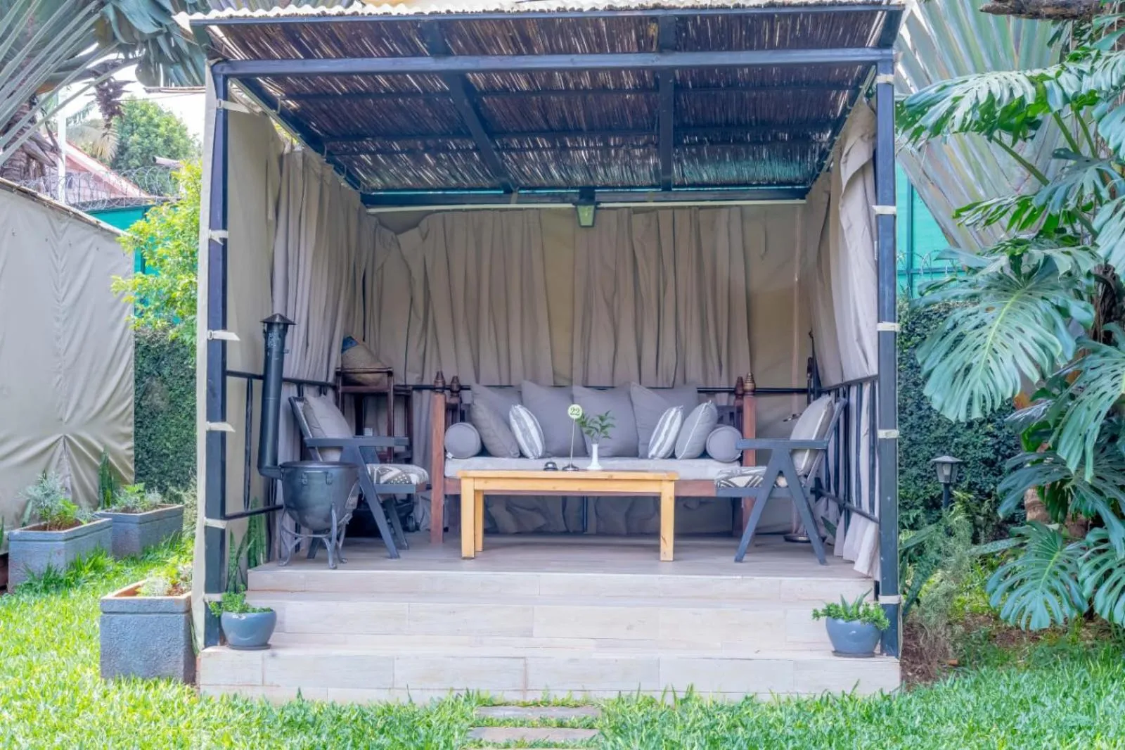 Garden in Cozy Stead