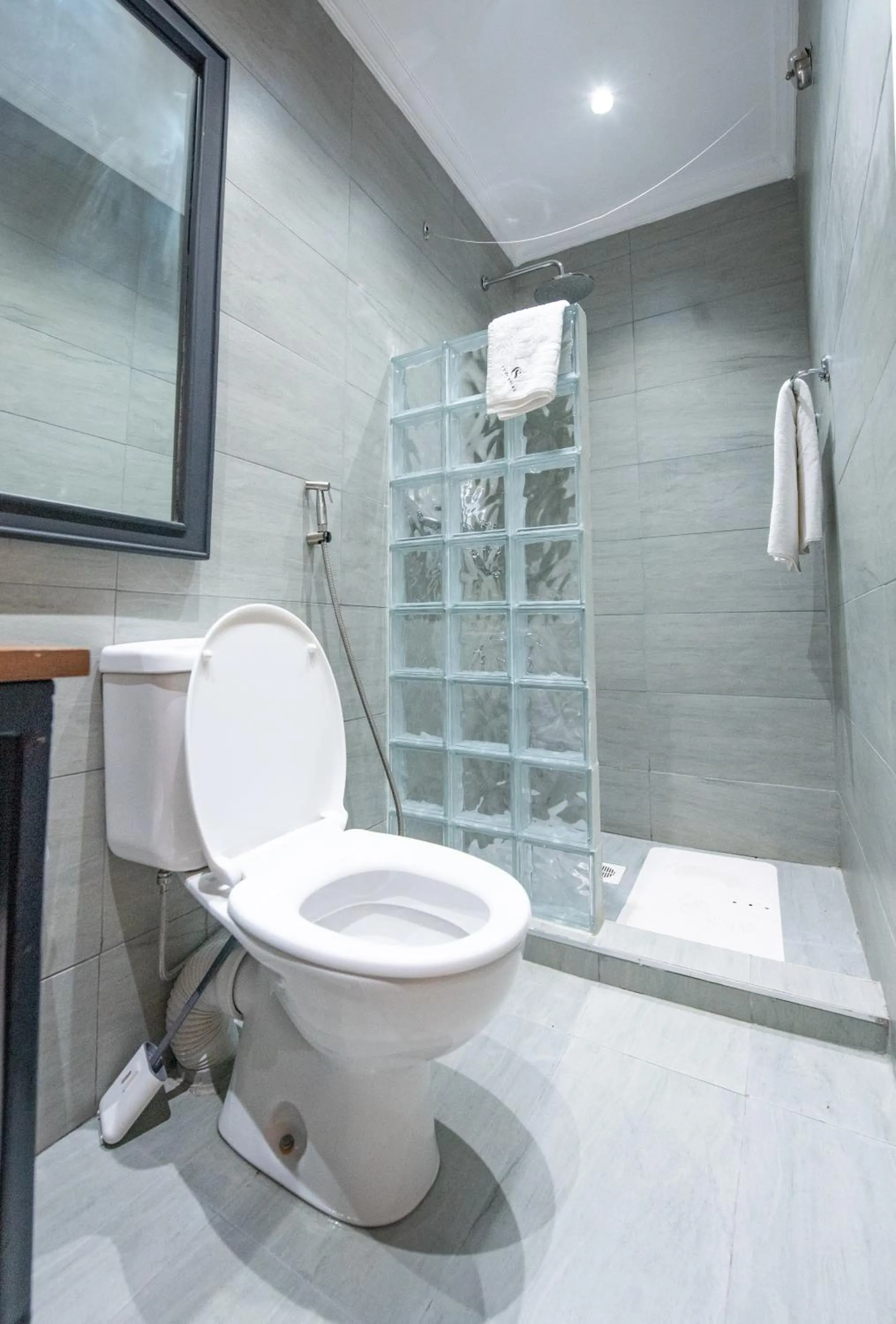 Bathroom in Cozy Stead