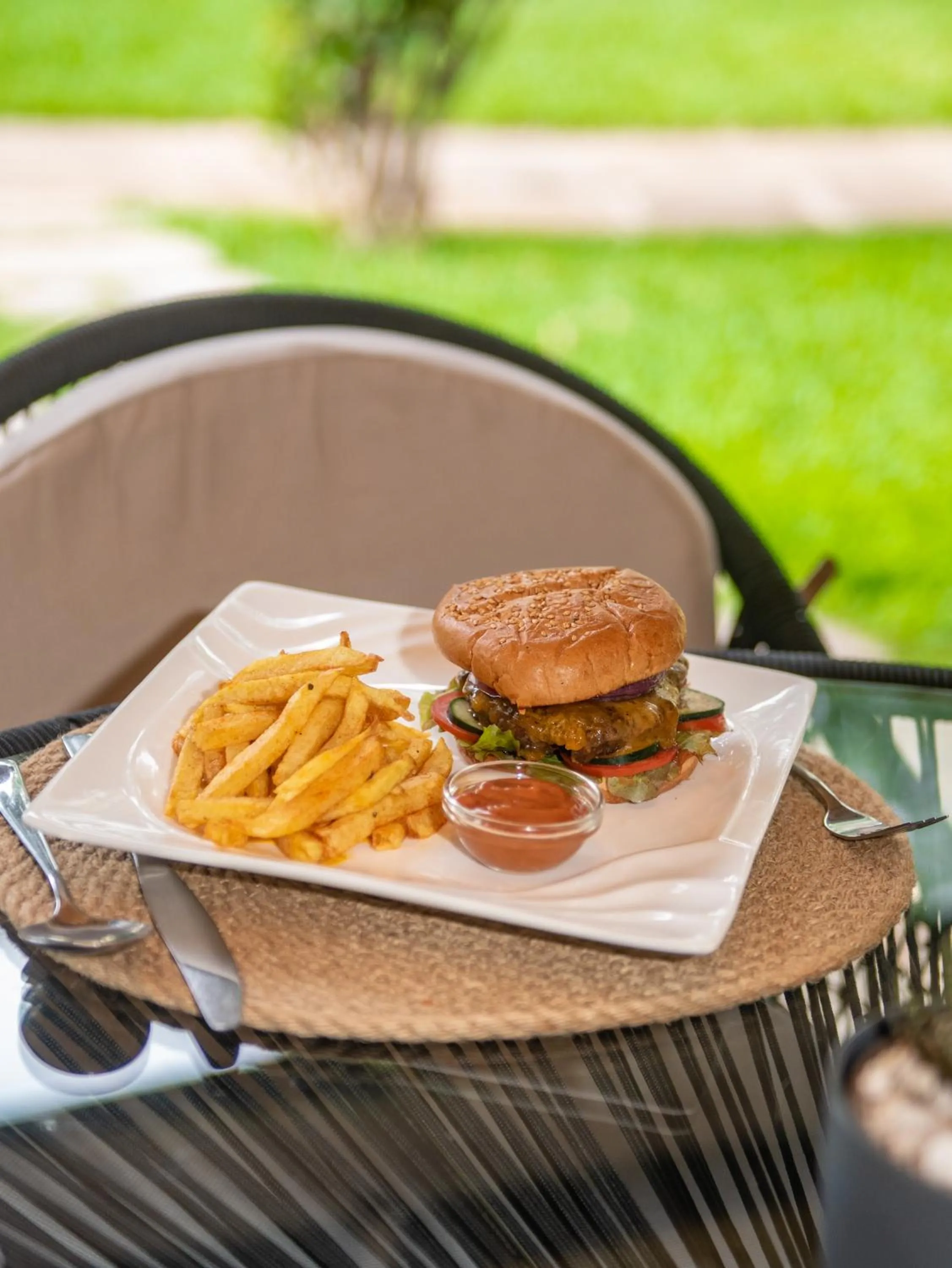 Restaurant/places to eat in Cozy Stead Hotel - Garden House, Gigiri