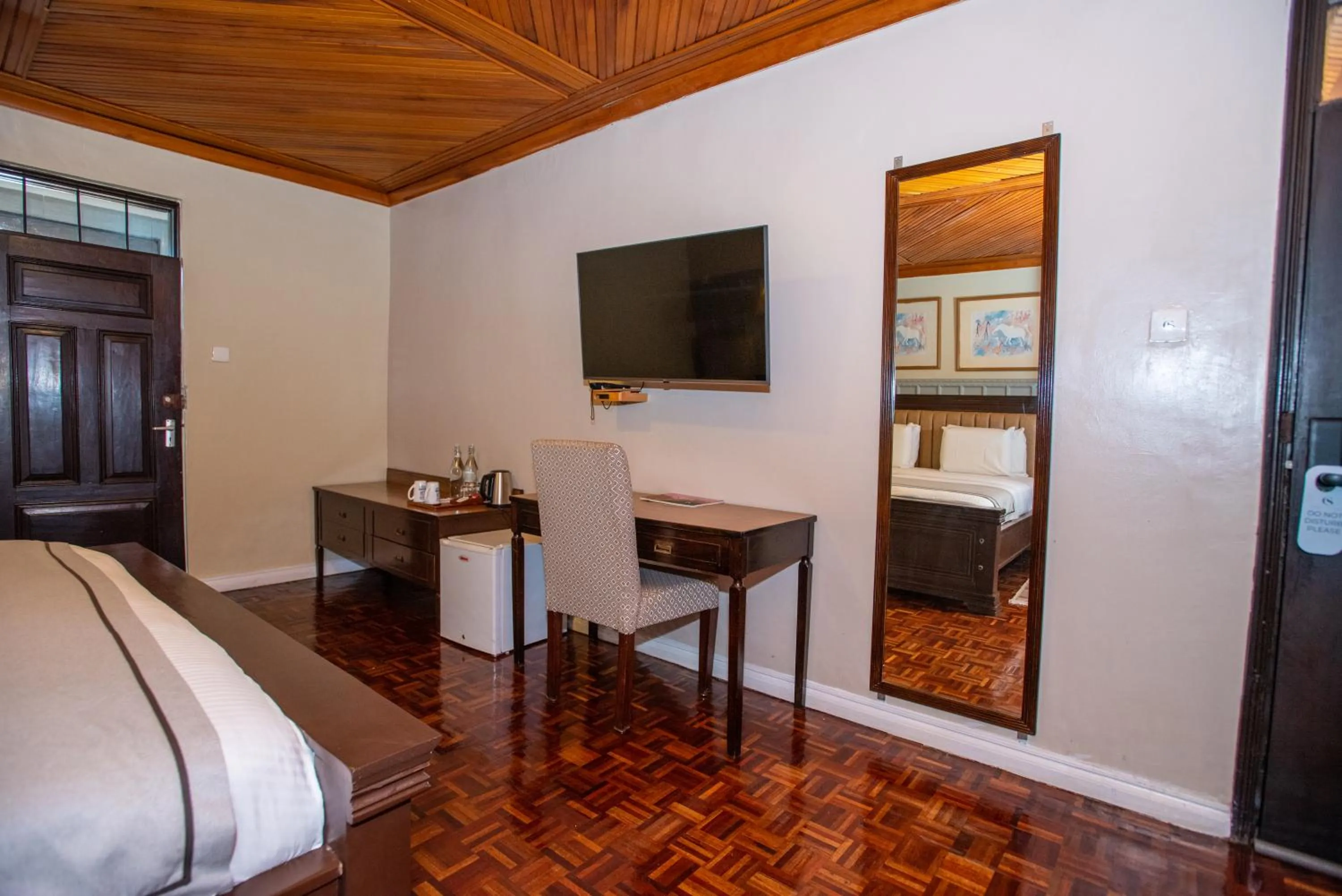 TV and multimedia in Cozy Stead Hotel - Garden House, Gigiri