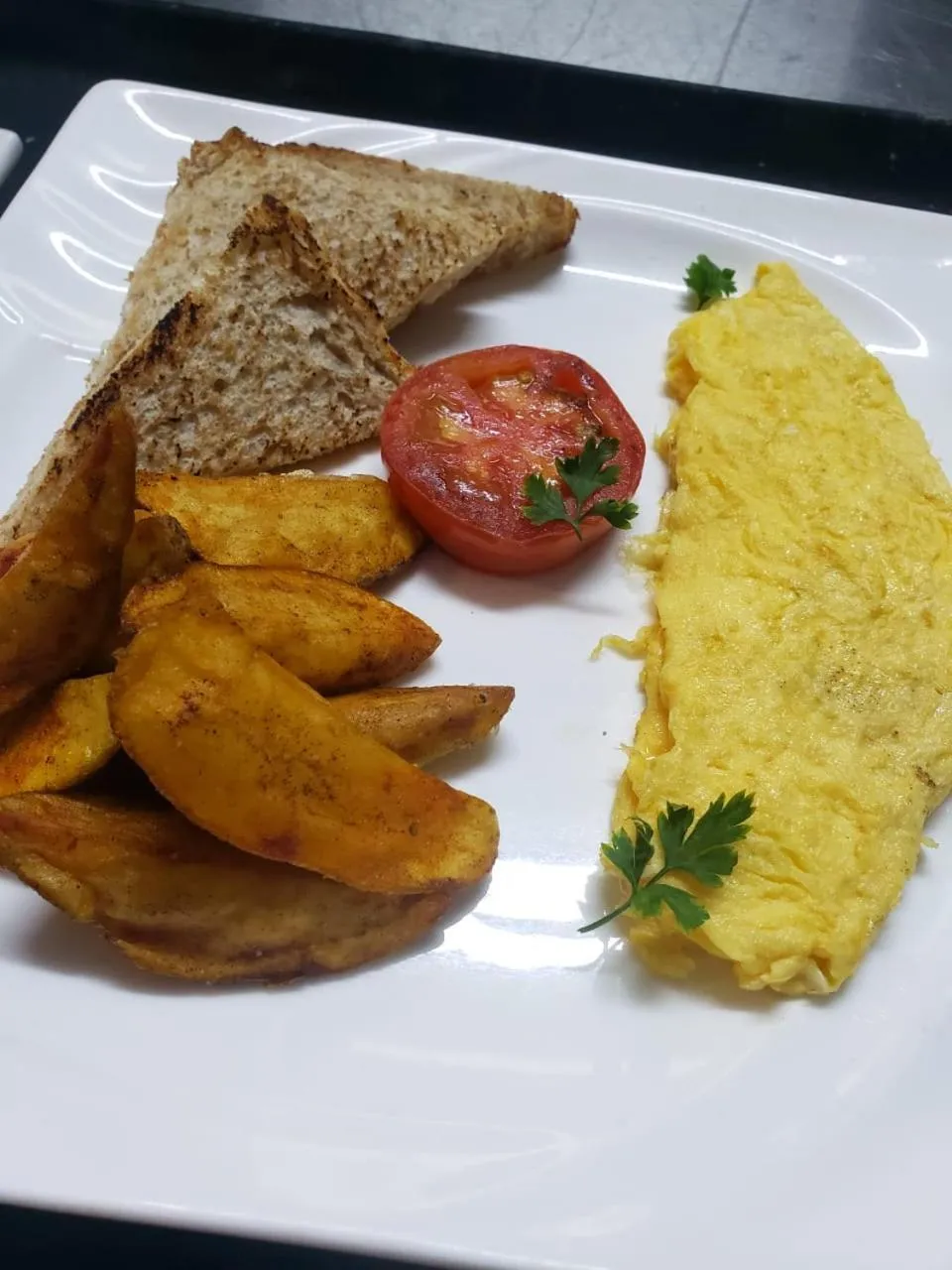 Breakfast in Cozy Stead