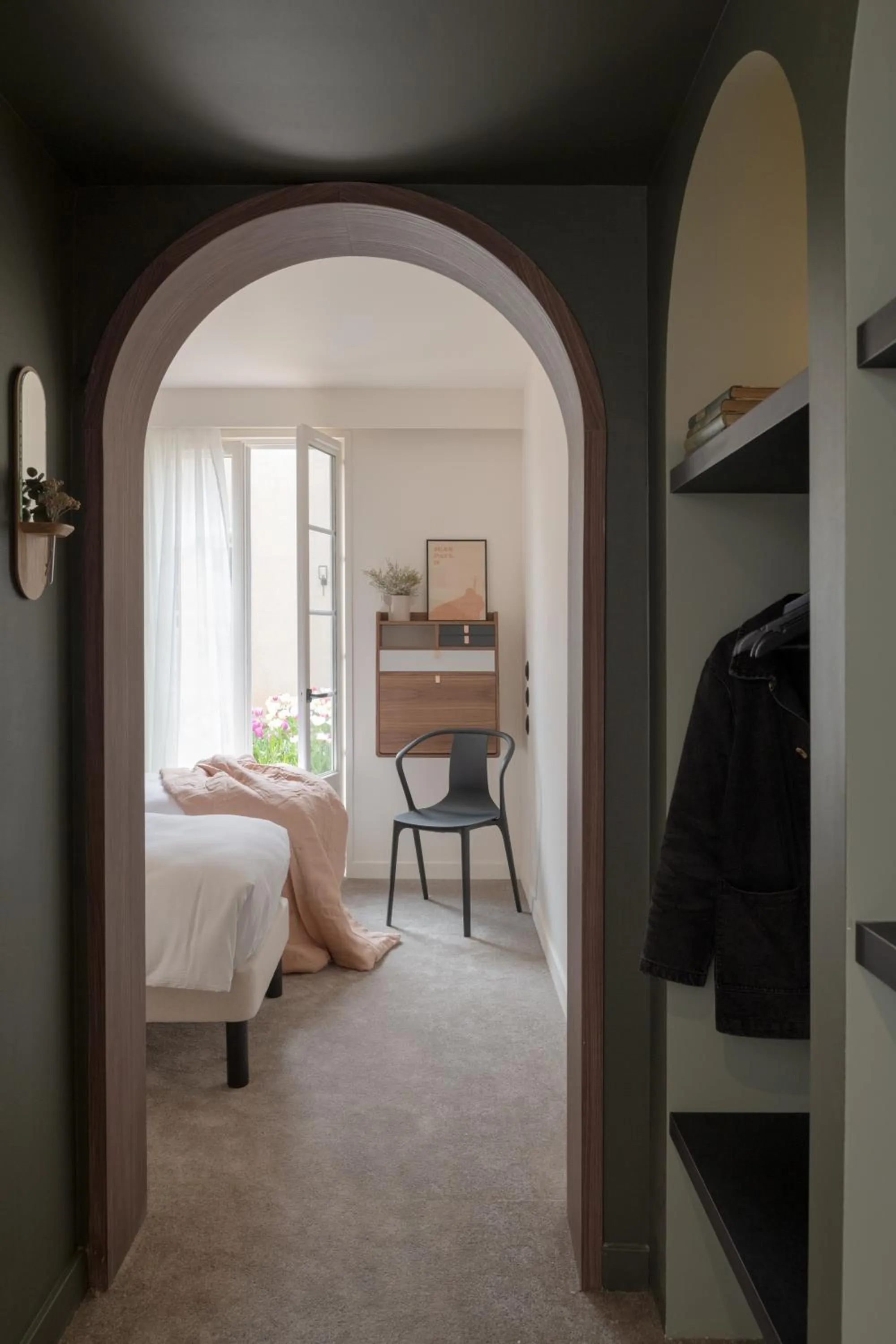 Photo of the whole room, Bed in Hôtel Le Prieuré