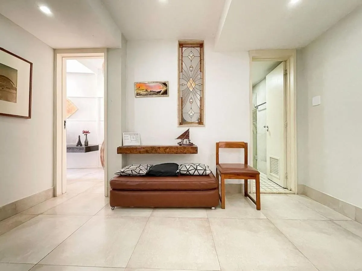 Flat Praia de Copacabana - Pé na Areia