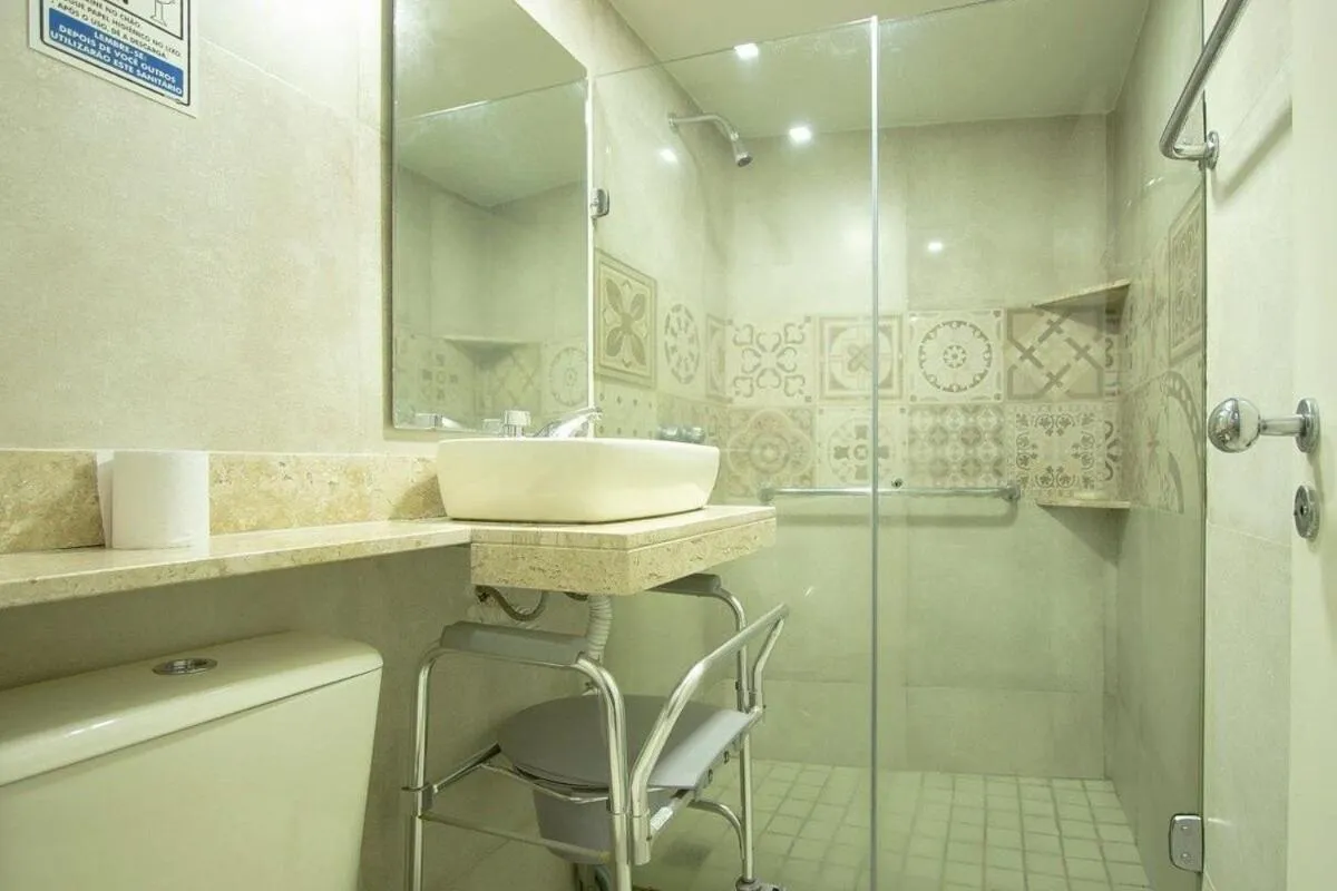 Flat Praia de Copacabana - Pé na Areia