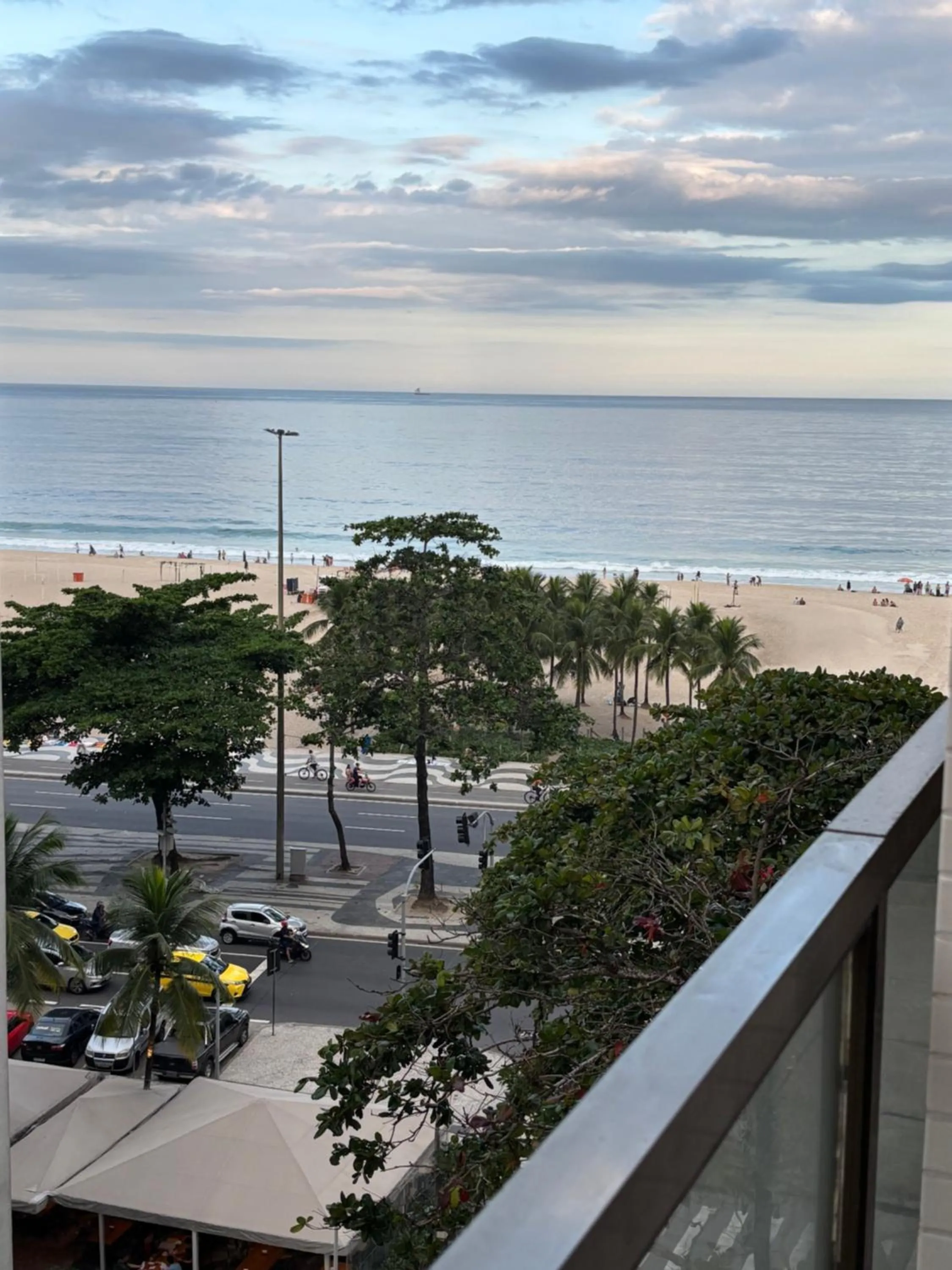 Flat Praia de Copacabana - Pé na Areia