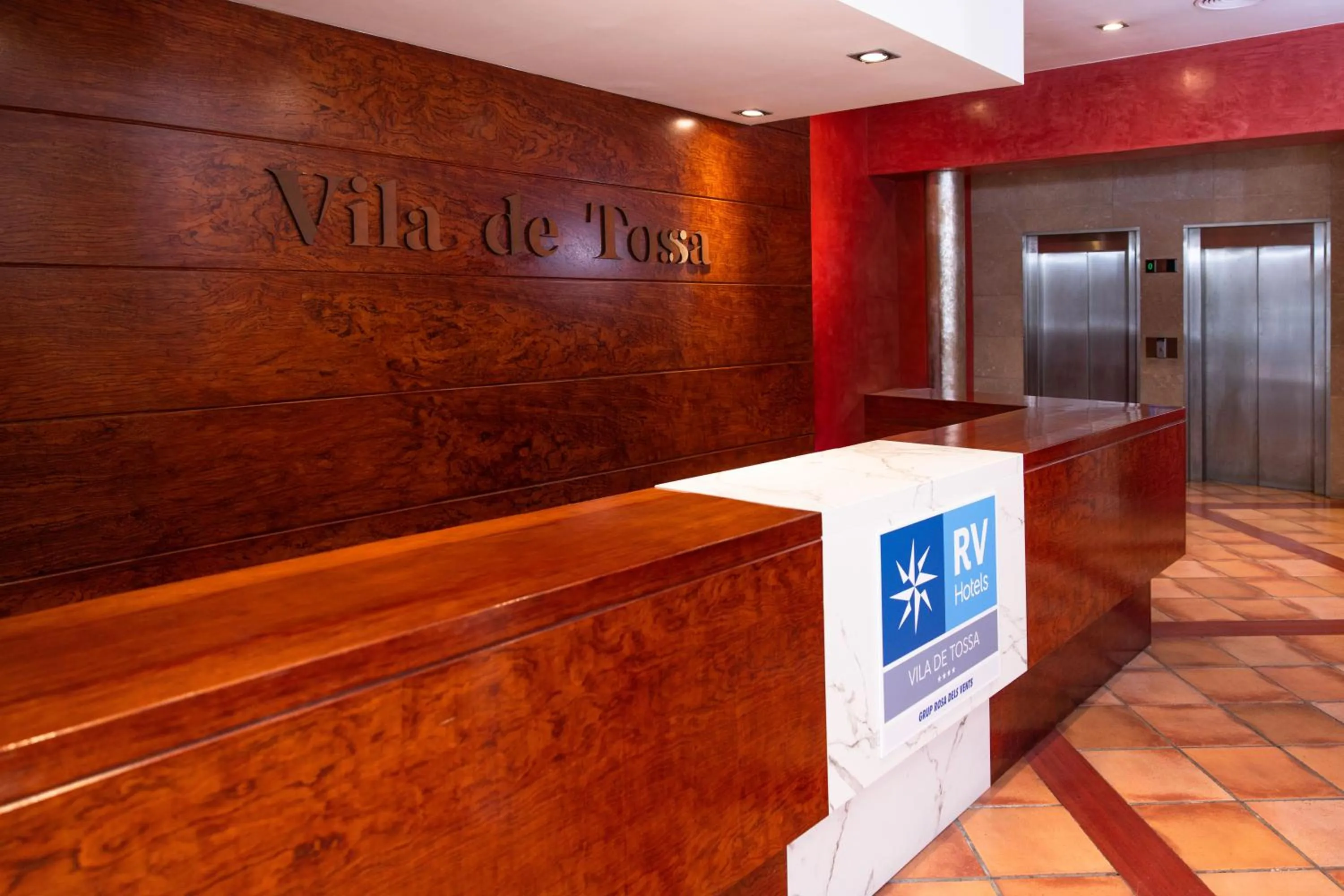 Lobby or reception in RVHotels Vila de Tossa