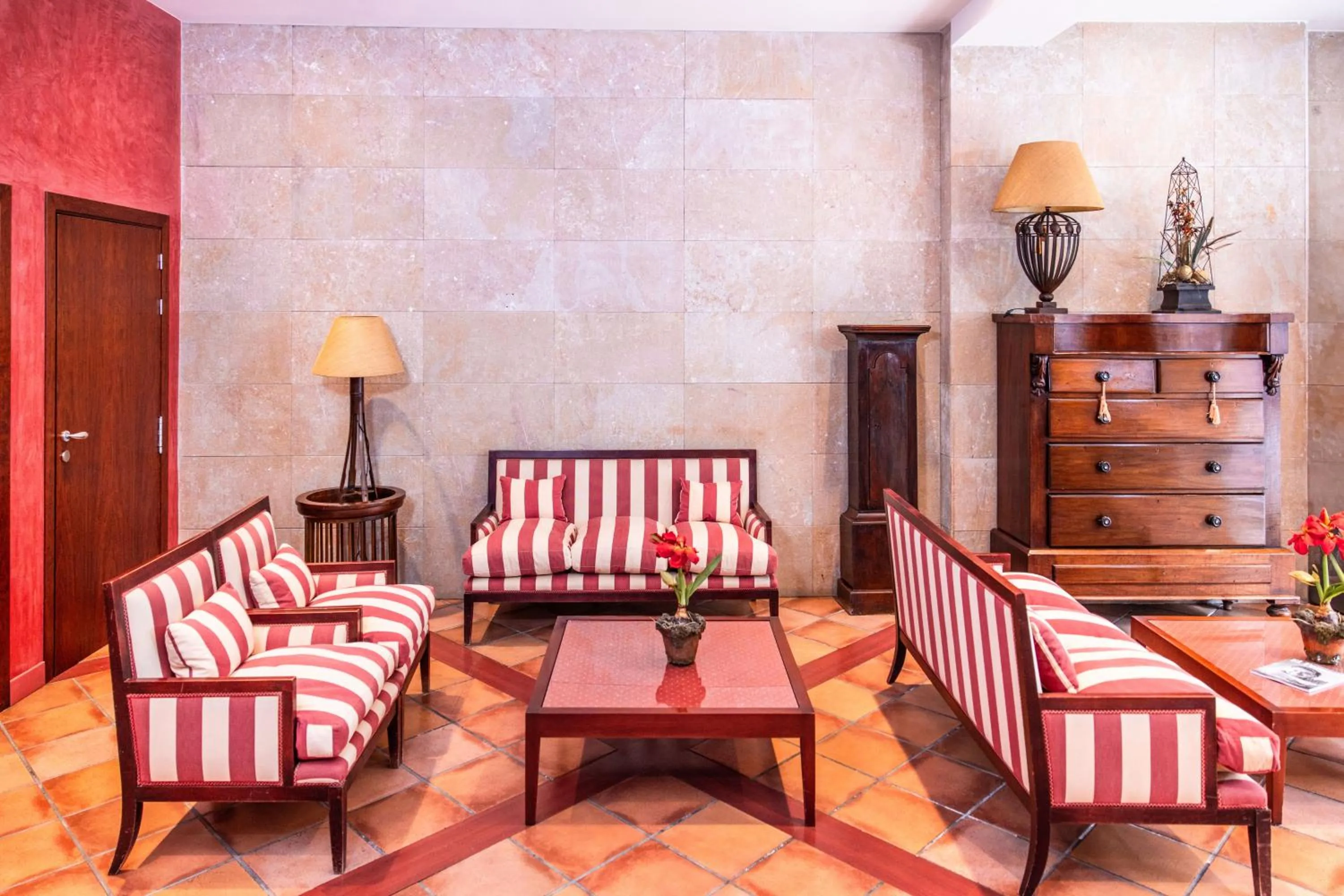 Living room in RVHotels Vila de Tossa