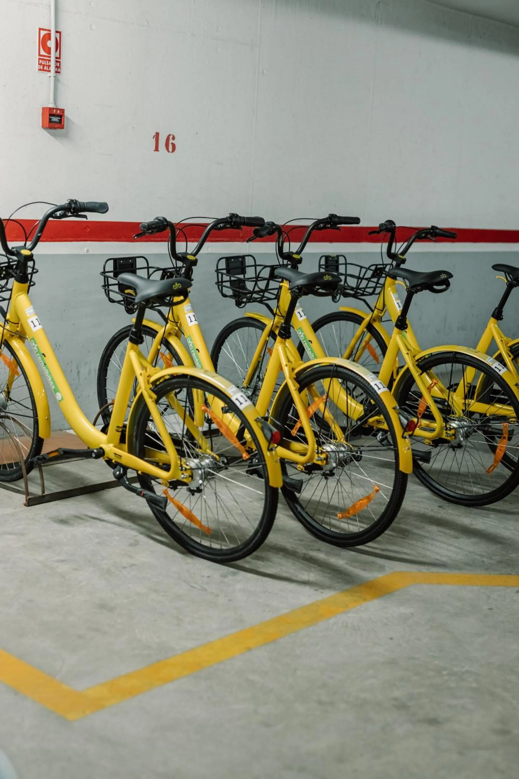 Cycling in Hotel Traíña