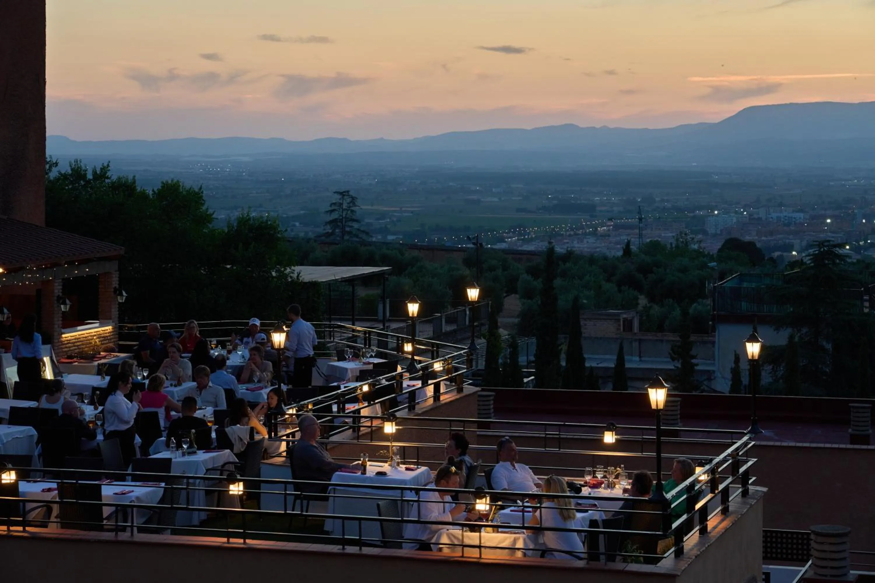 Restaurant/places to eat in Porcel Alixares