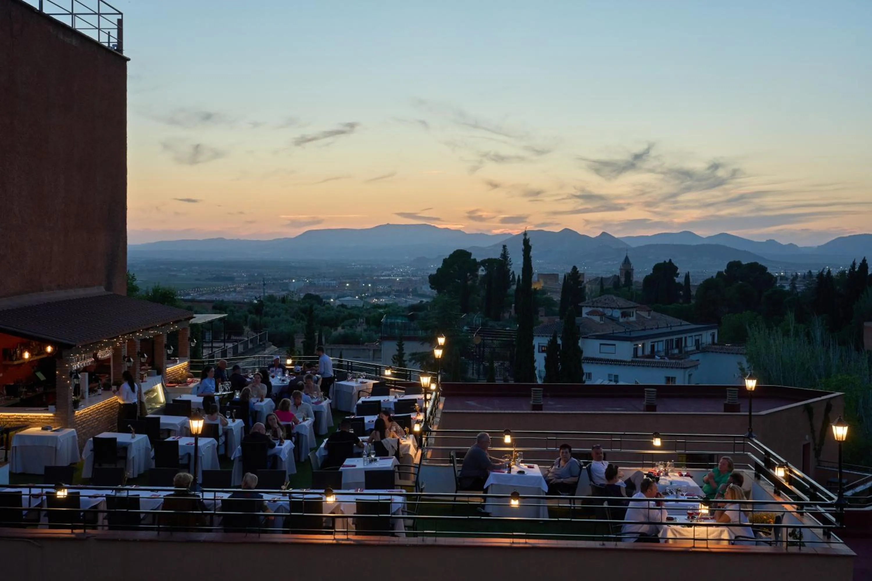 Restaurant/places to eat in Porcel Alixares