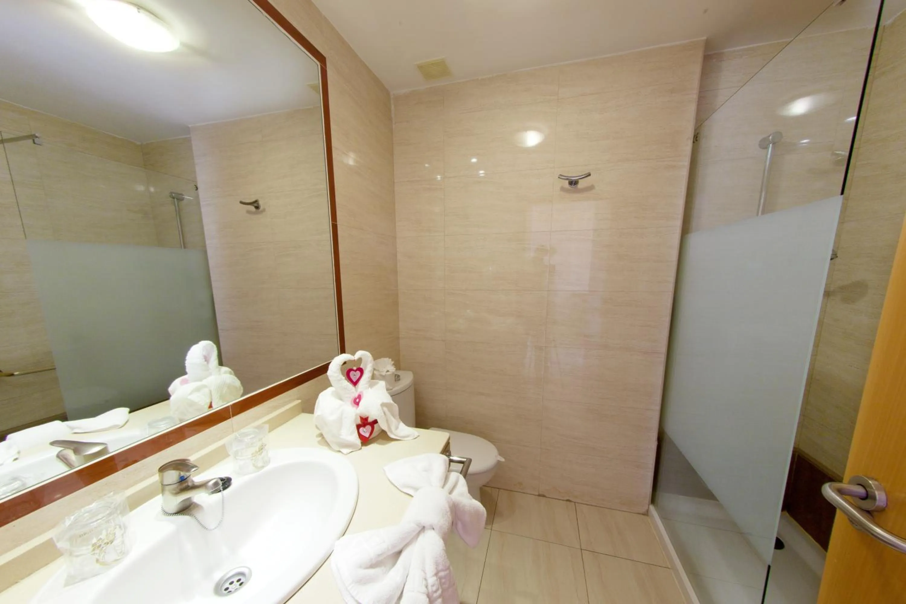 Bathroom in Hotel-Apartamento Las Olas
