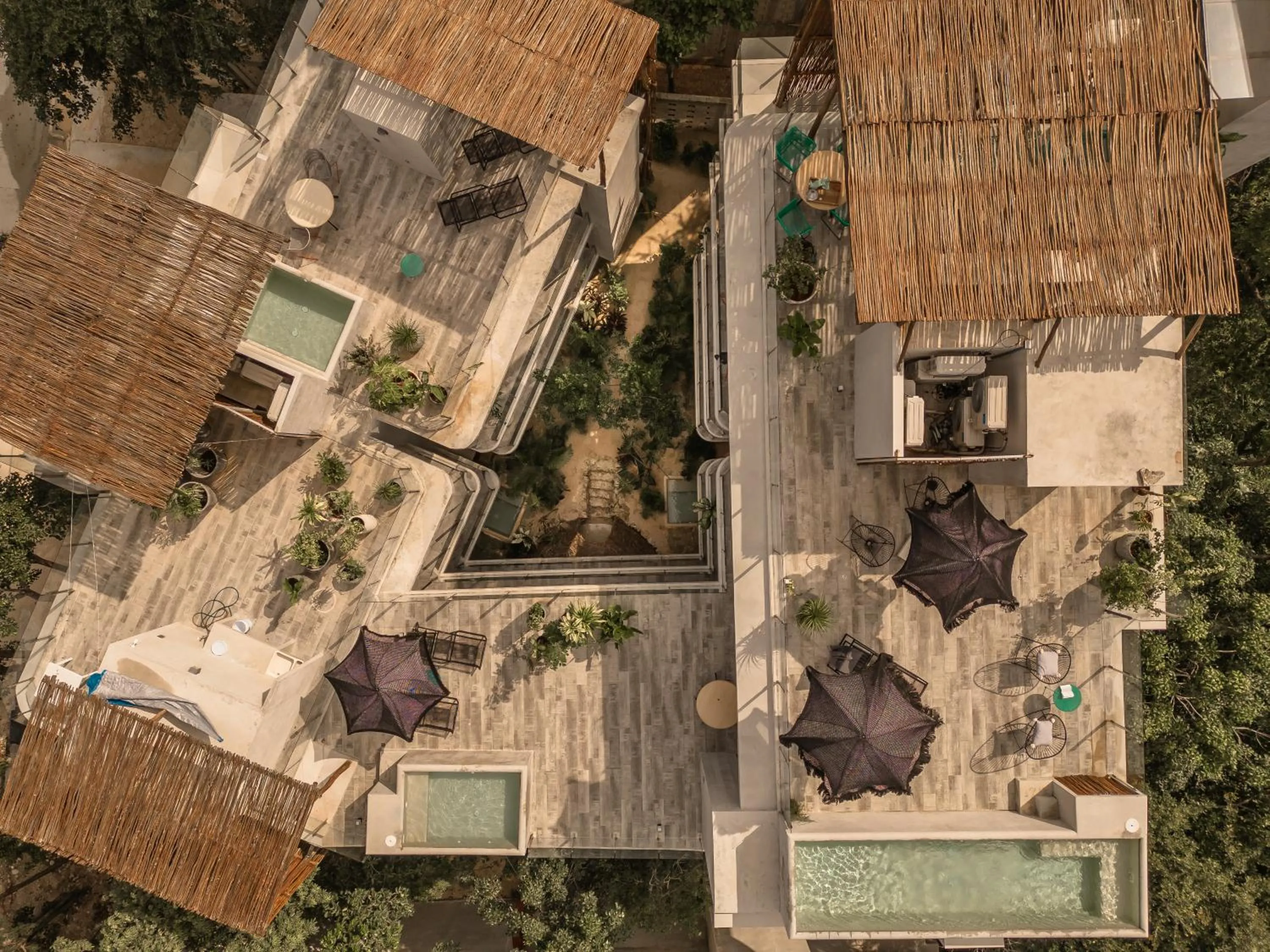 Property building in NAJ TULUM