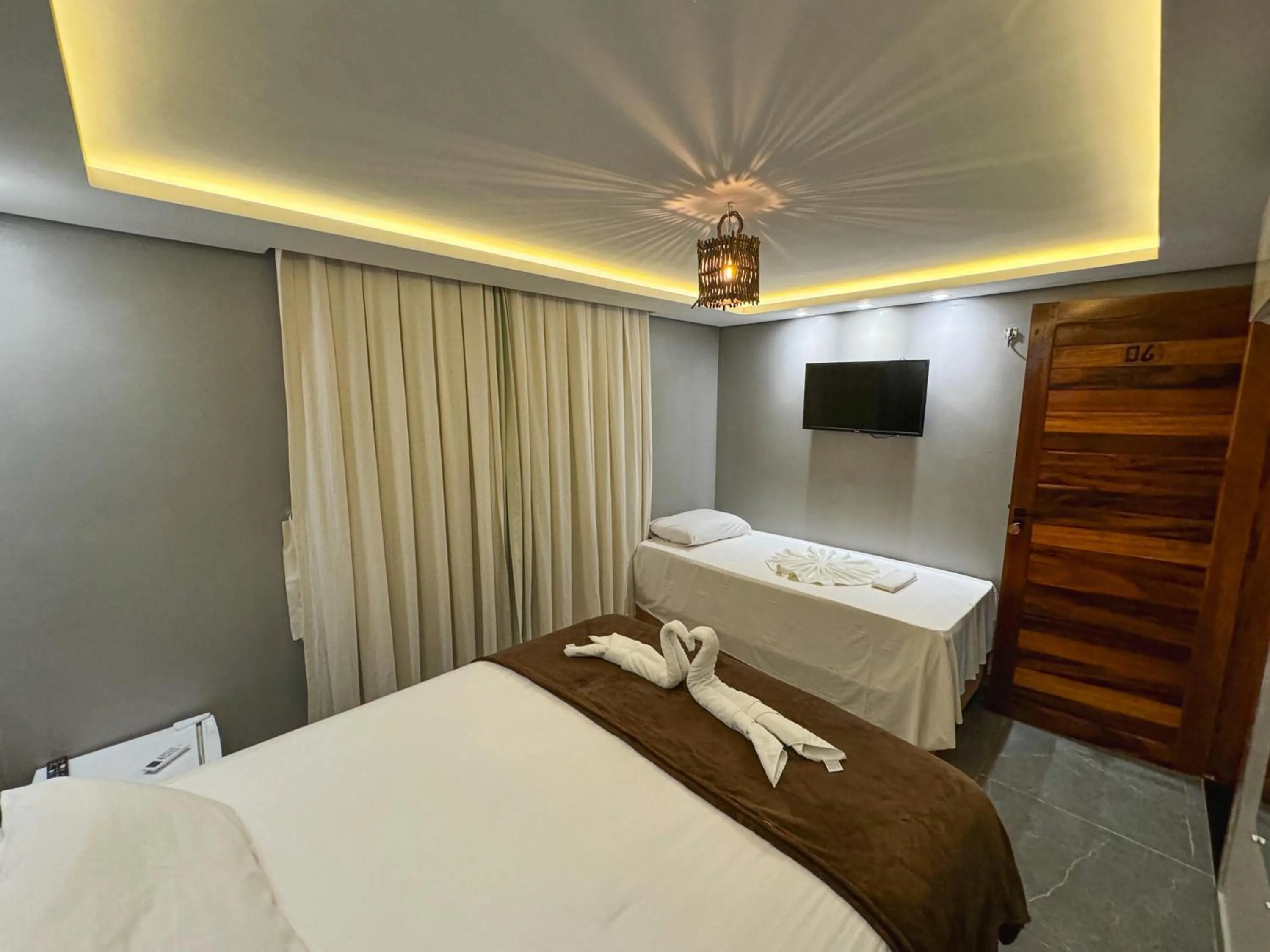 Bed in Milos Hotel Icaraizinho