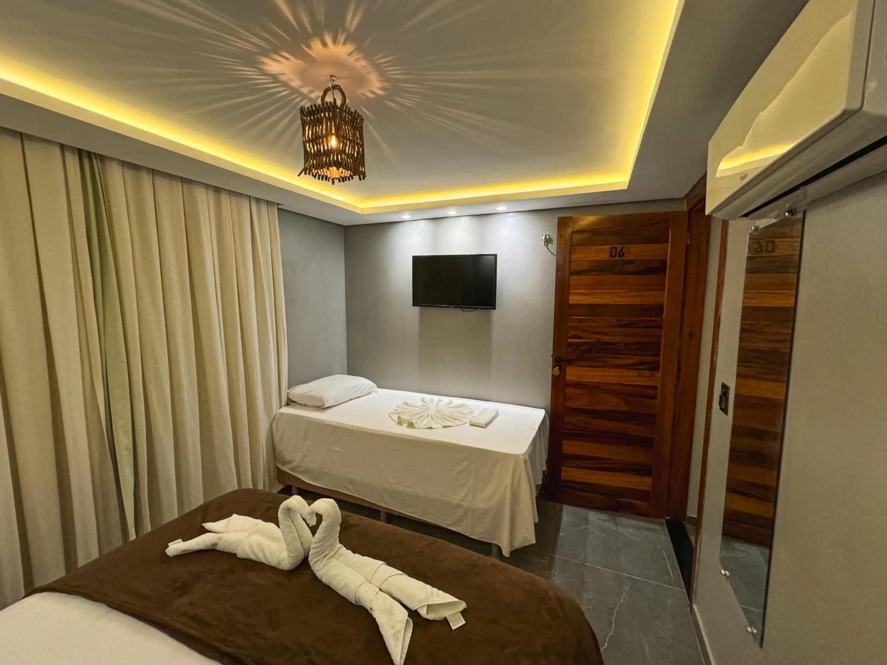 Bed in Milos Hotel Icaraizinho