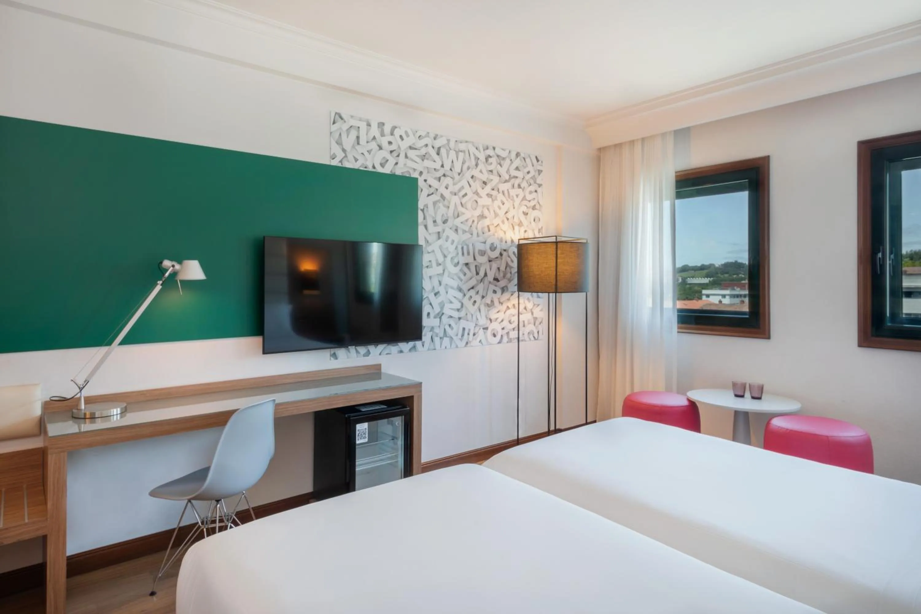 Bed in Hotel Santiago Plaza Affiliated by Meliá