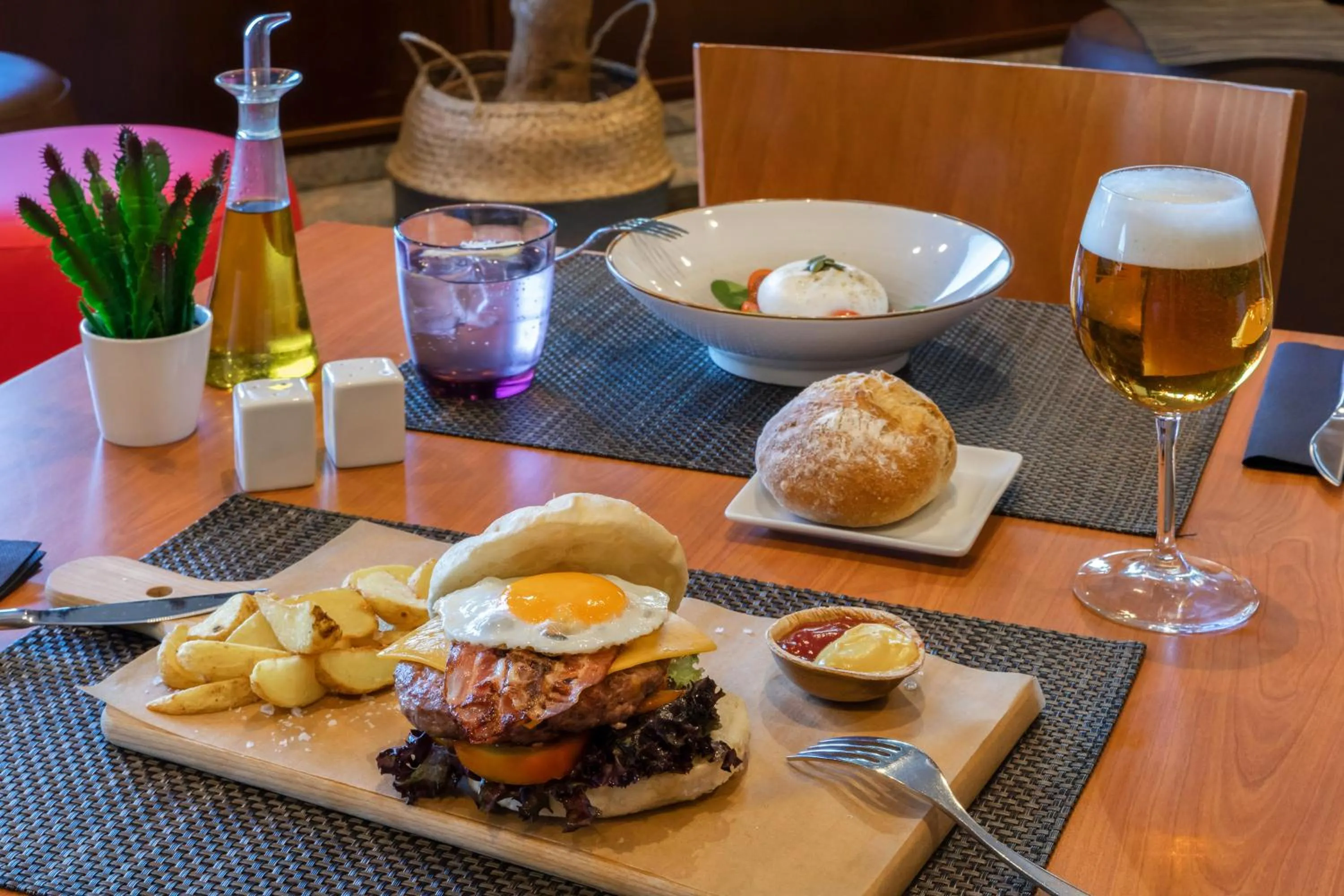 Food in Hotel Santiago Plaza Affiliated by Meliá