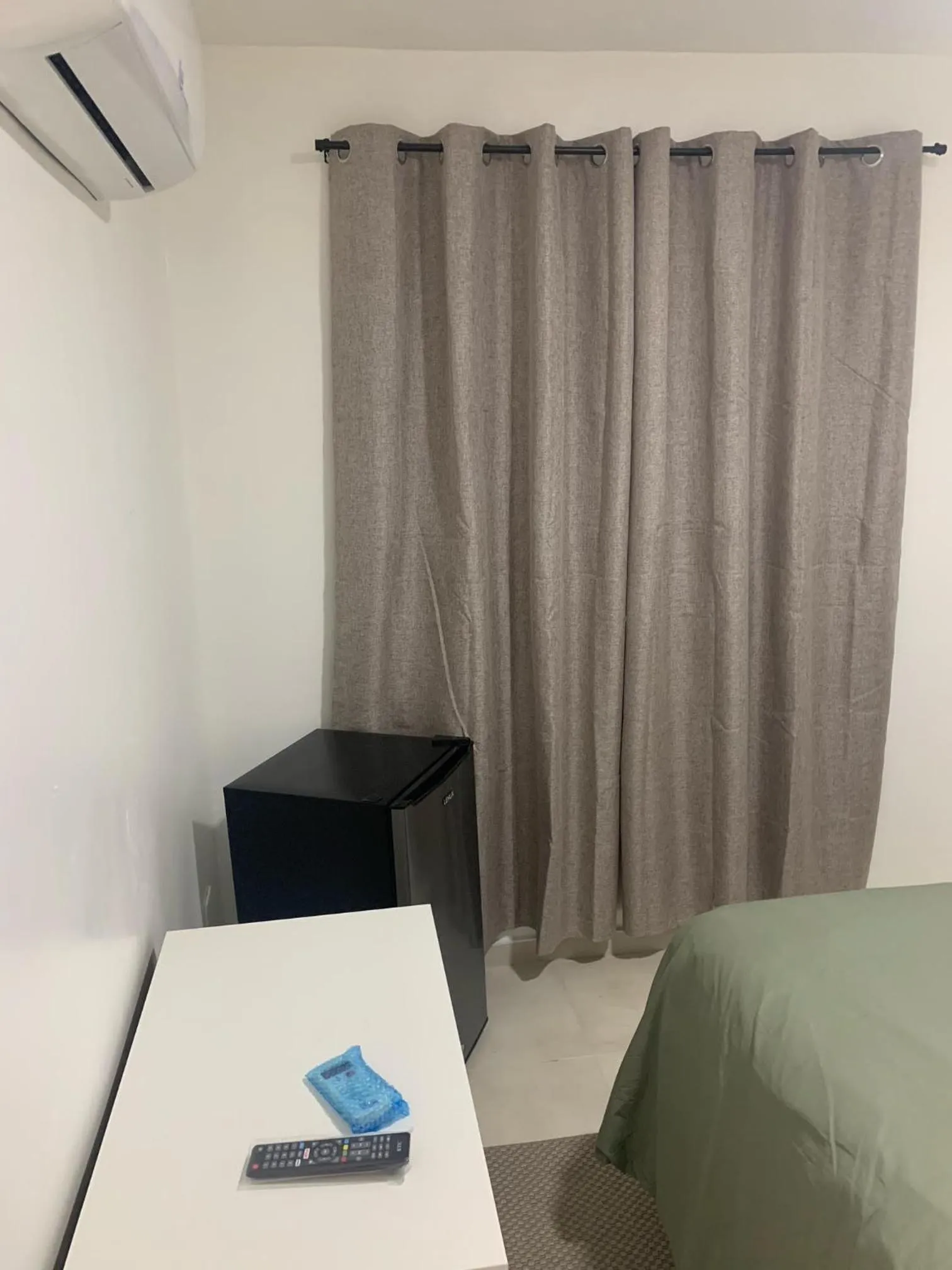 Bed in Hotel Conquistador Santo Domingo